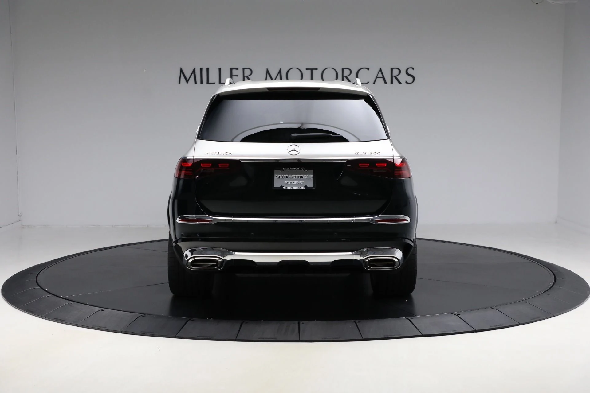 mph005_2108135203_Used_2024_Mercedes_Benz_Maybach_GLS_600_4_MATIC_1763566365_21cef9292a