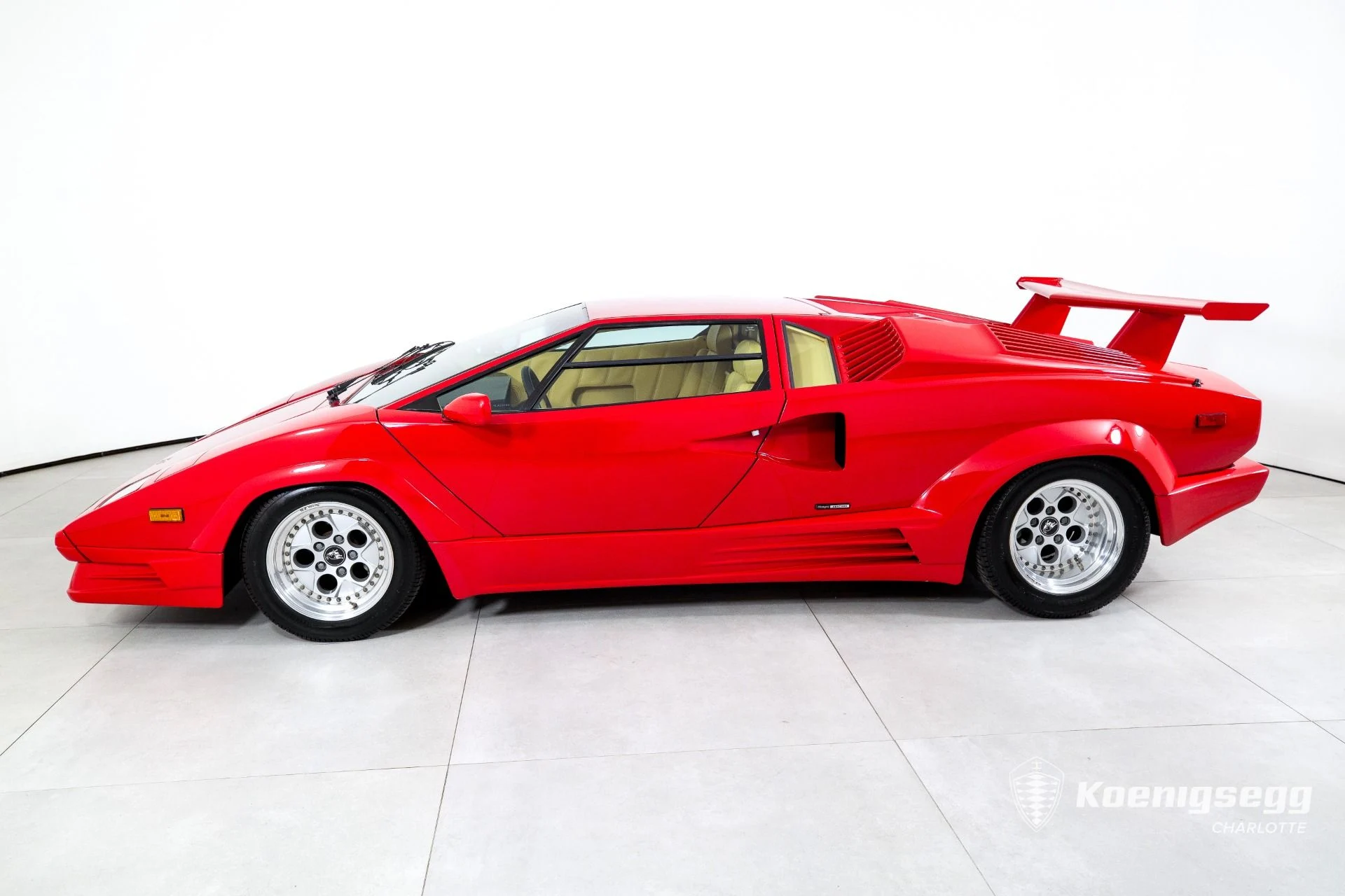 mph005_2109390398_Used_1989_Lamborghini_COUNTACH_25_TH_Anniversary_Edition_1774639903_9c229e7fb7