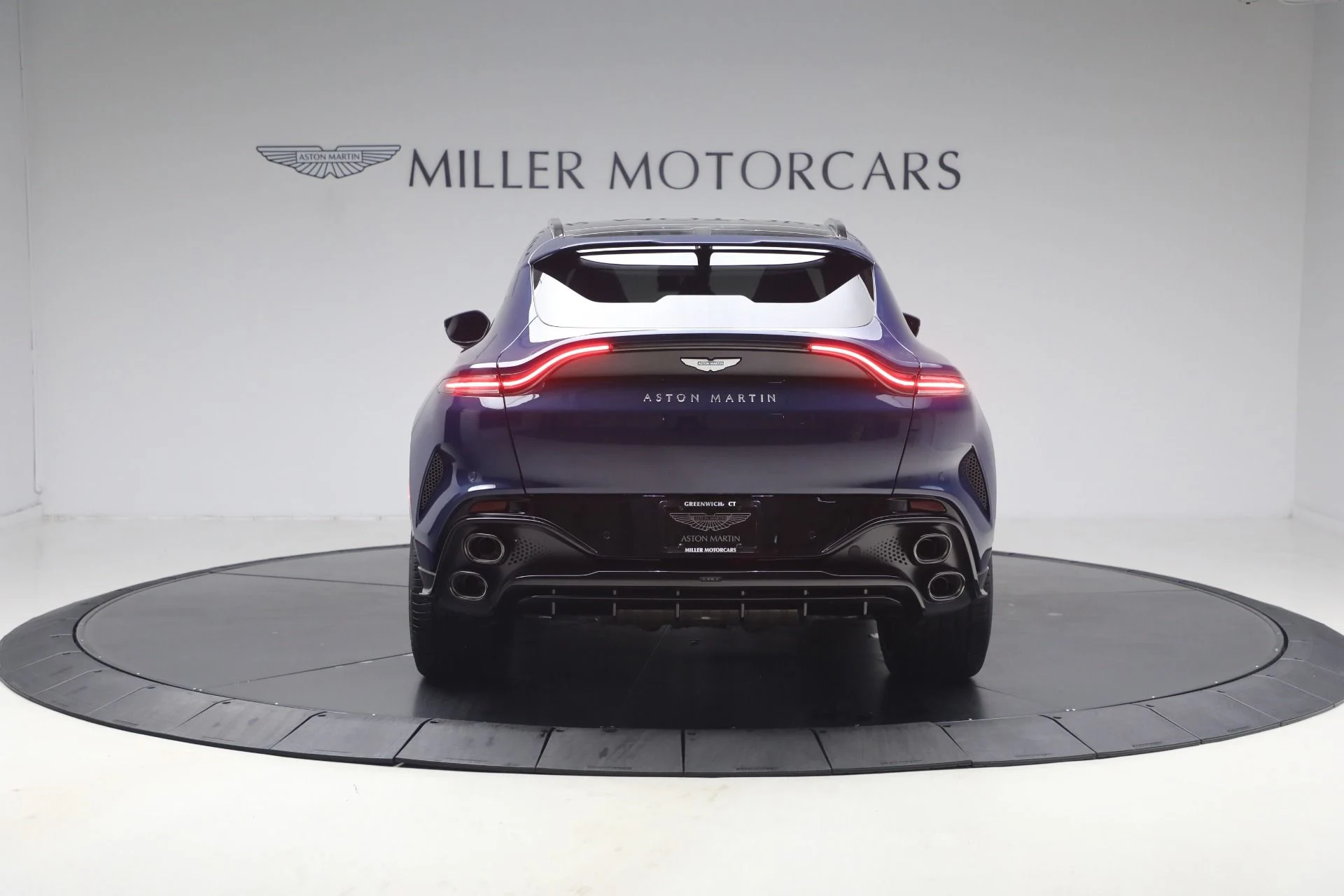 mph005_2112281992_New_2026_Aston_Martin_DBX_S_1779920374_7cd2c485da
