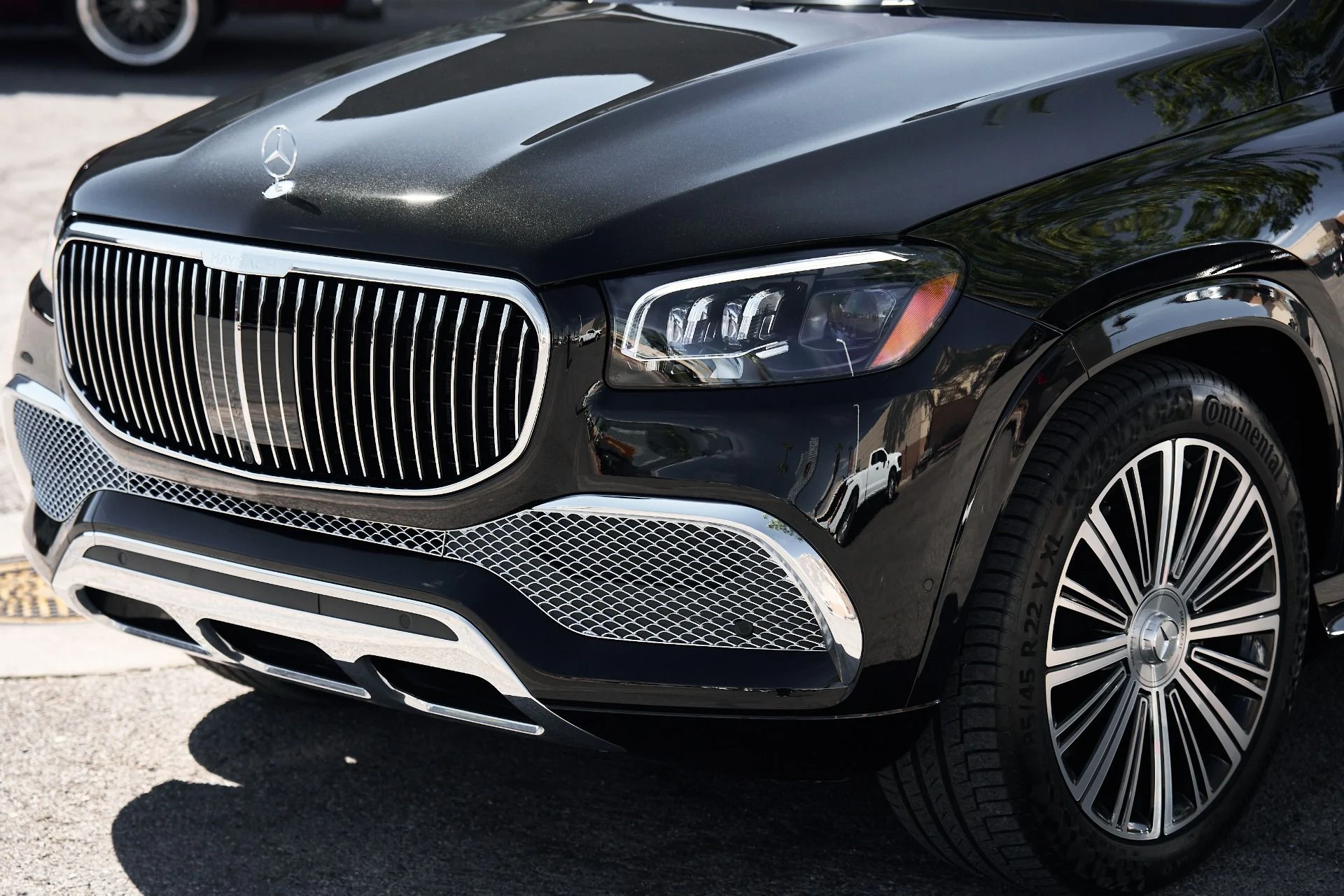 mph005_2113018276_Used_2023_Mercedes_Benz_GLS_Maybach_GLS_600_1762799199_1708e102aa