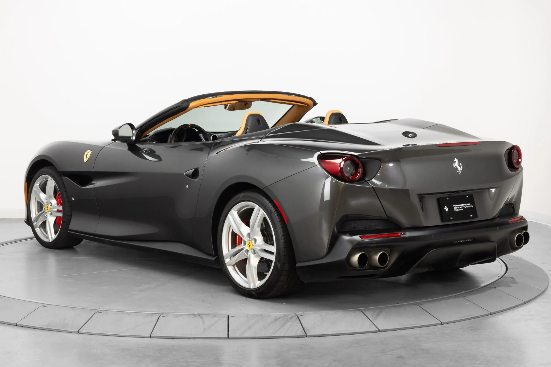 mph005_2116346252_Used_2019_Ferrari_Portofino_1784318083_405102b0d9