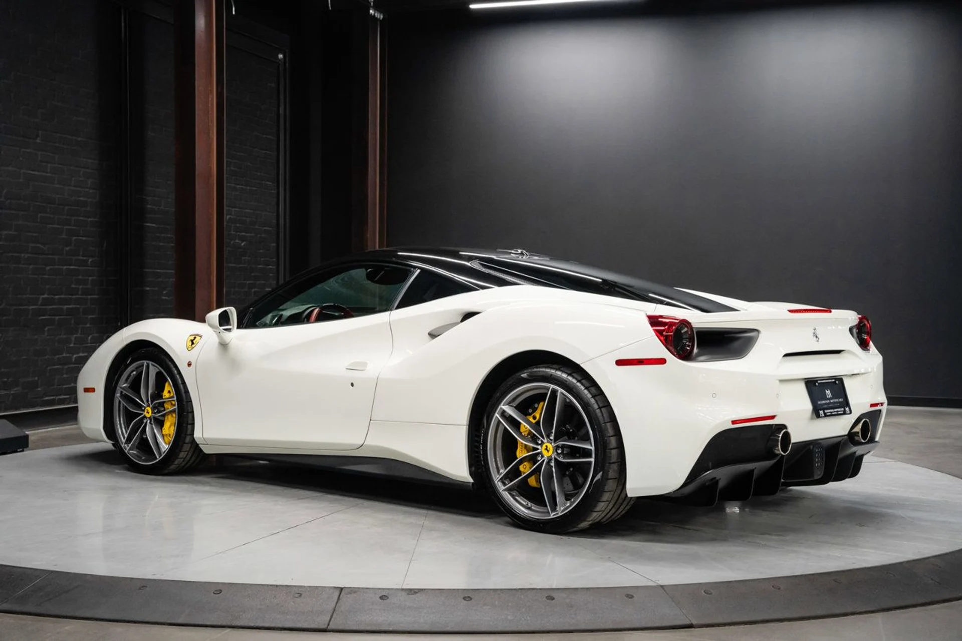 mph005_2140248969_ferrari_488_gtb_2018_b221ffb65b