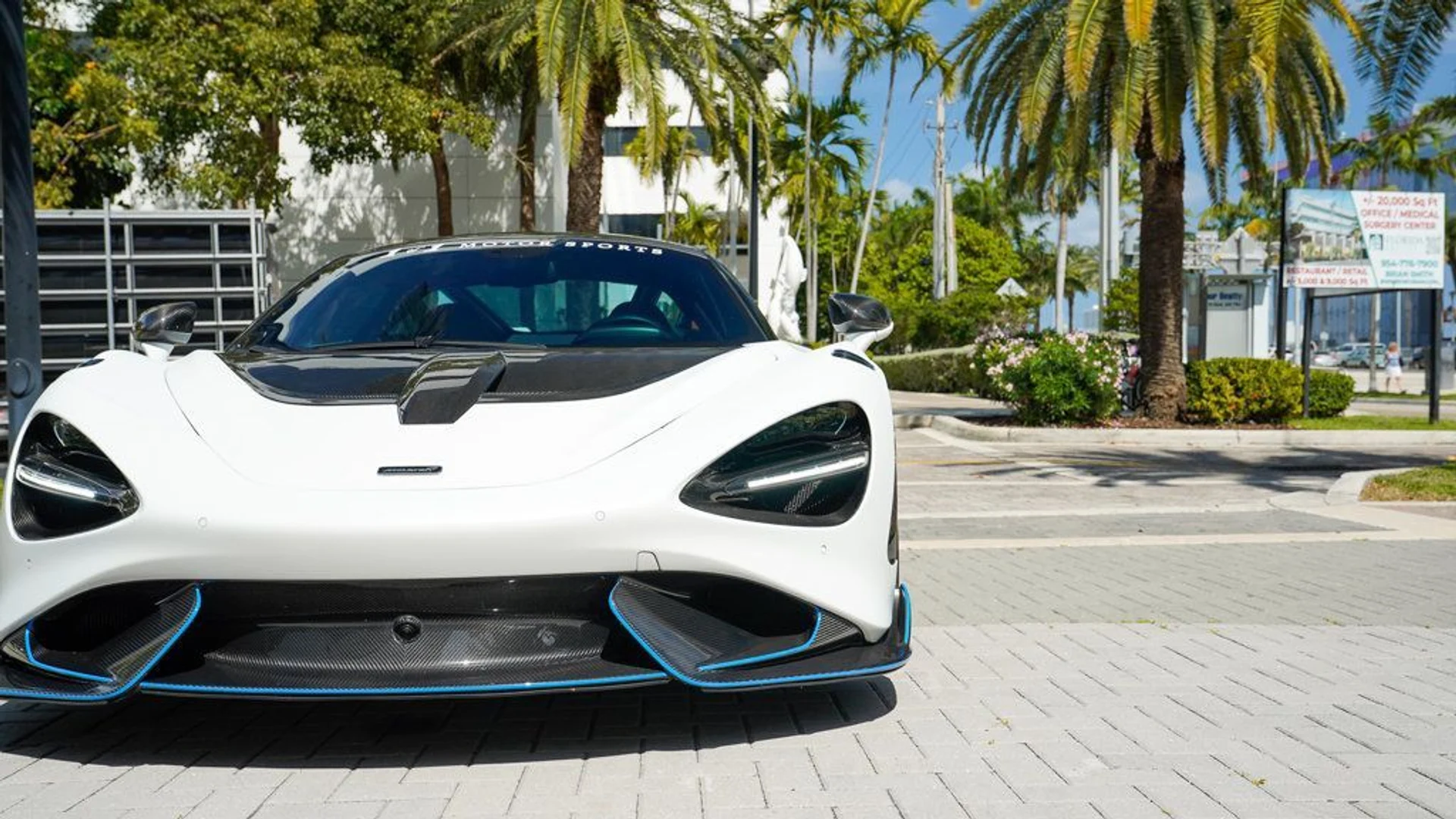 mph005_2143435827_used_2021_mclaren_765lt_coupe_14354_22828181_6_1024_251e3448ea