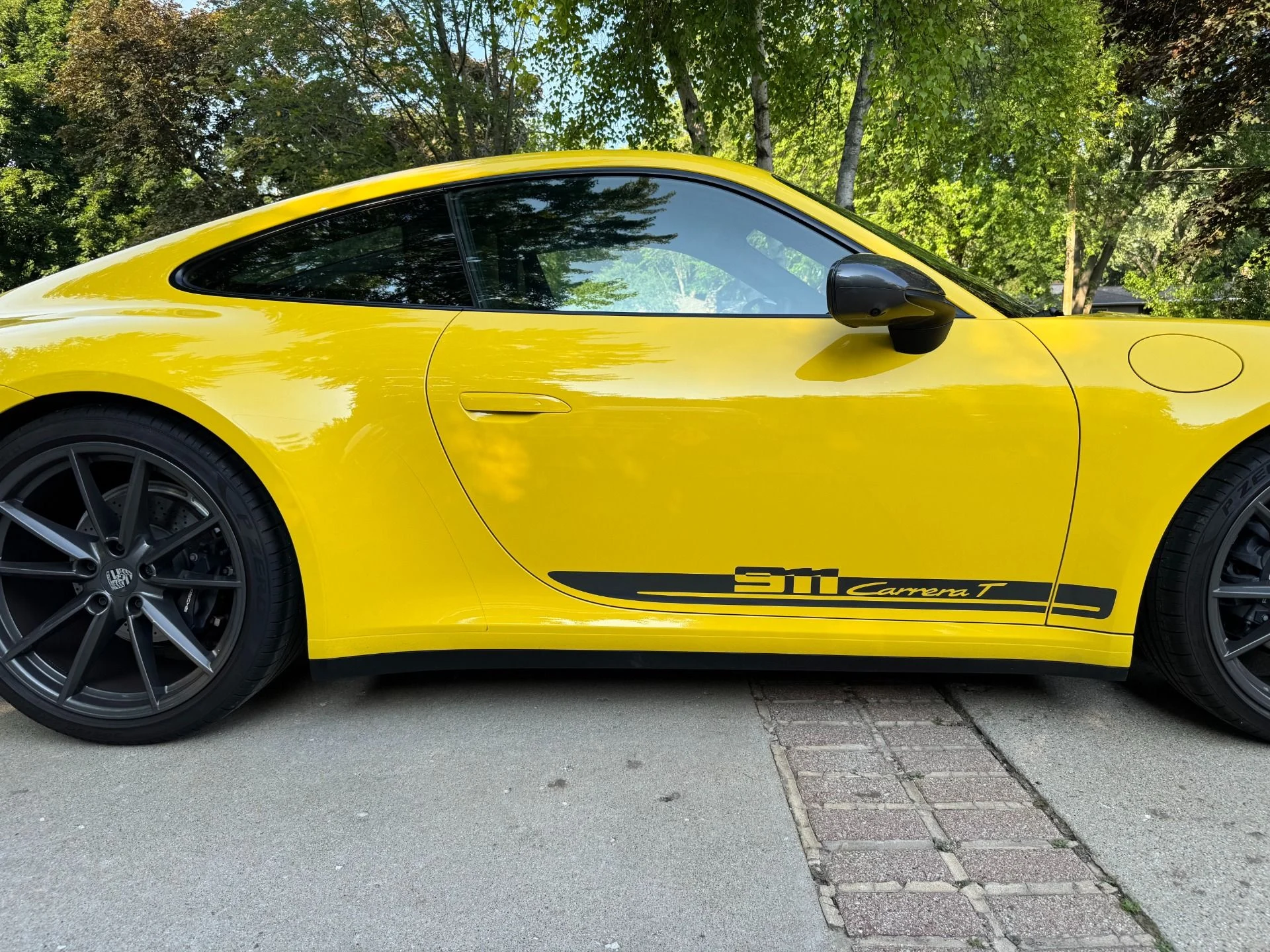 mph005_2145045693_Used_2023_Porsche_911_Carrera_T_1749750045_0ee3d020e6