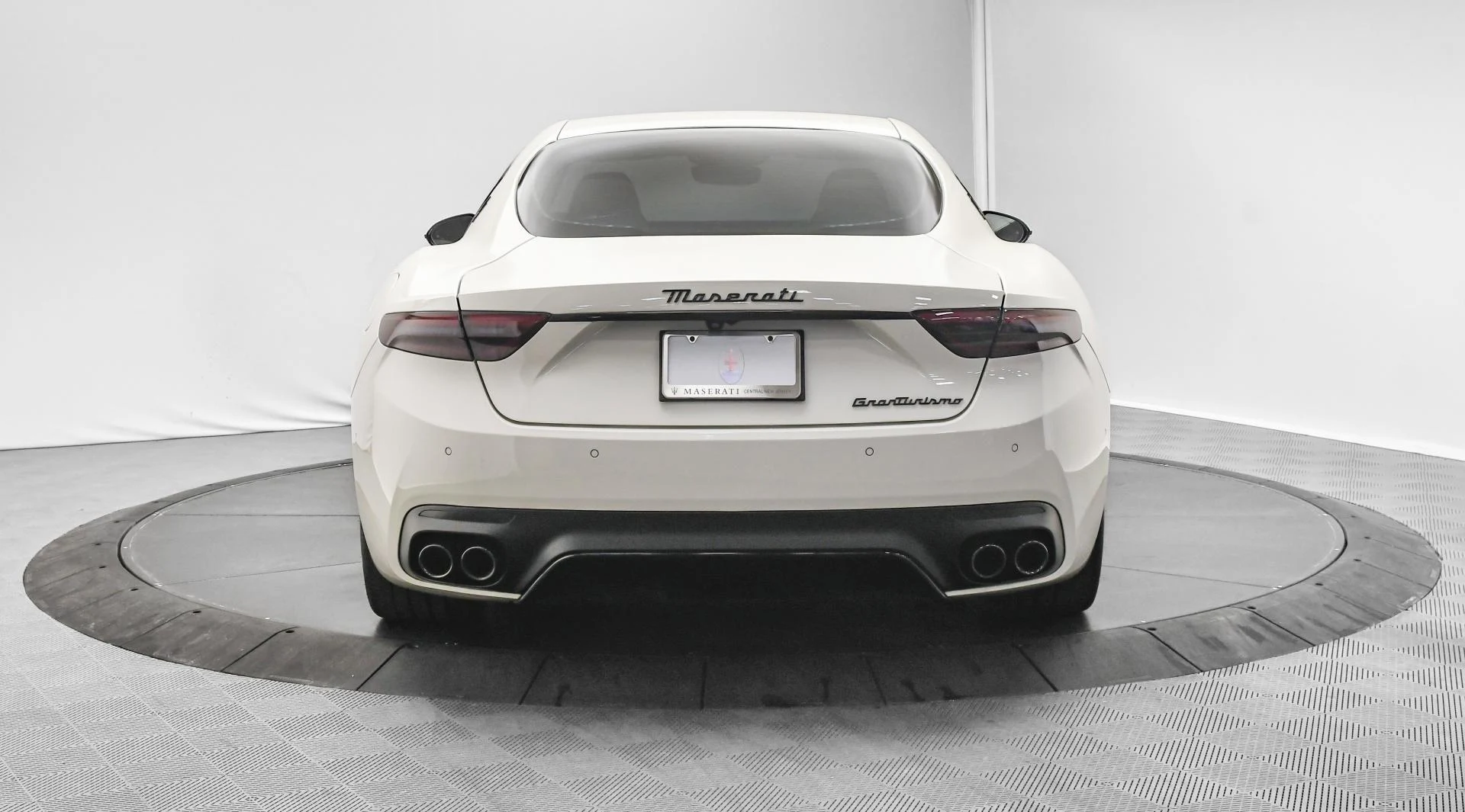 mph005_2145222992_Used_2024_Maserati_Gran_Turismo_Modena_1742632133_325477aeef