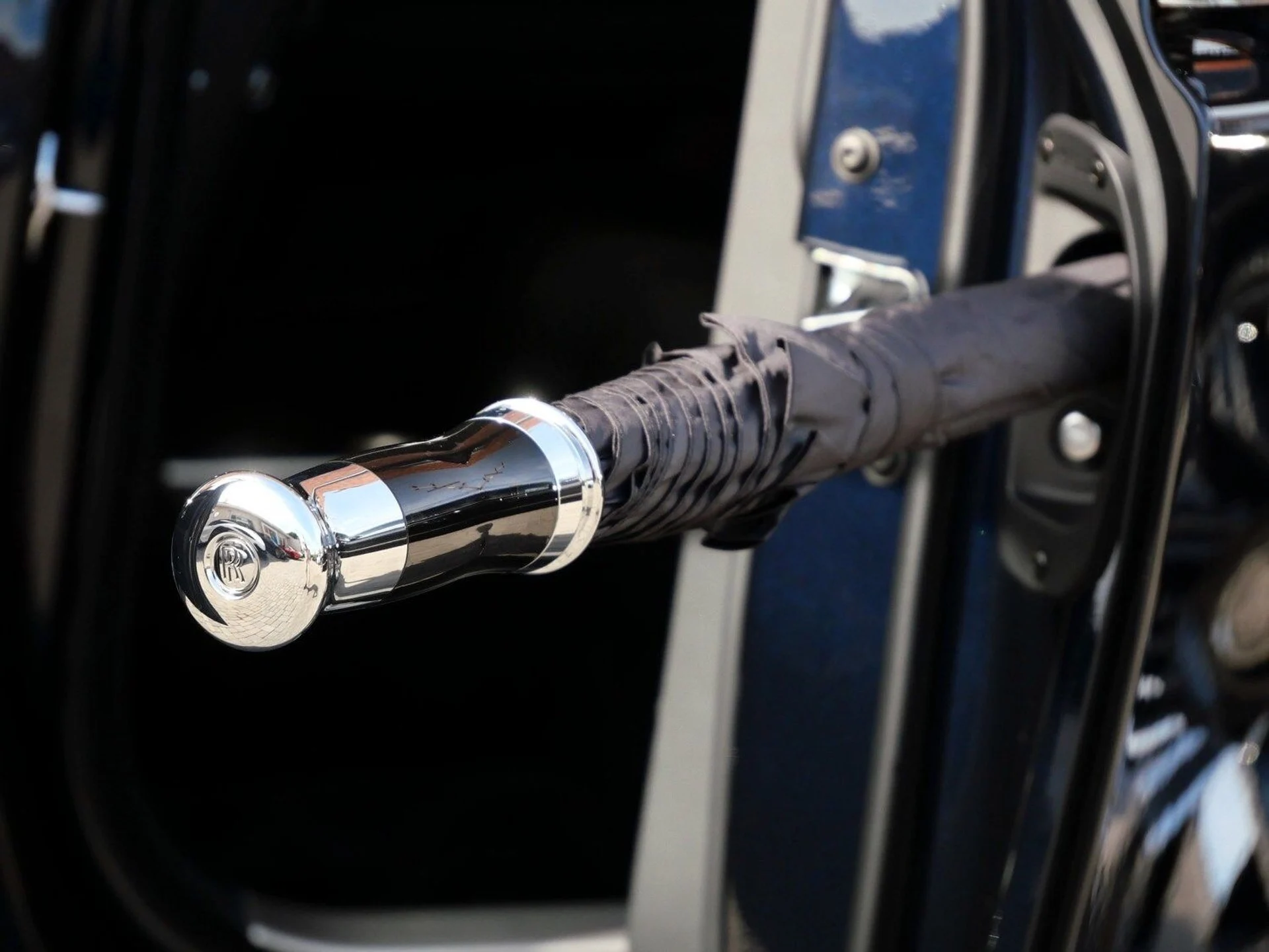 mph005_2145850943_9125368dce129dc534e7c25a714db844x_379792b051