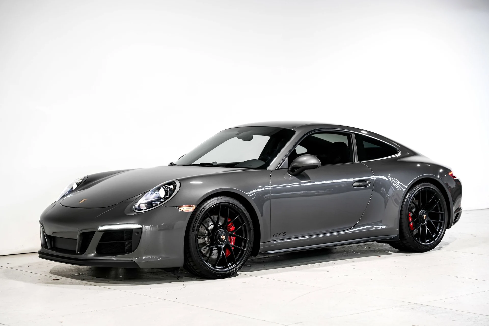 mph005_2146477779_181340235a085cdd13463d2d480a2590x_d31bb1c579