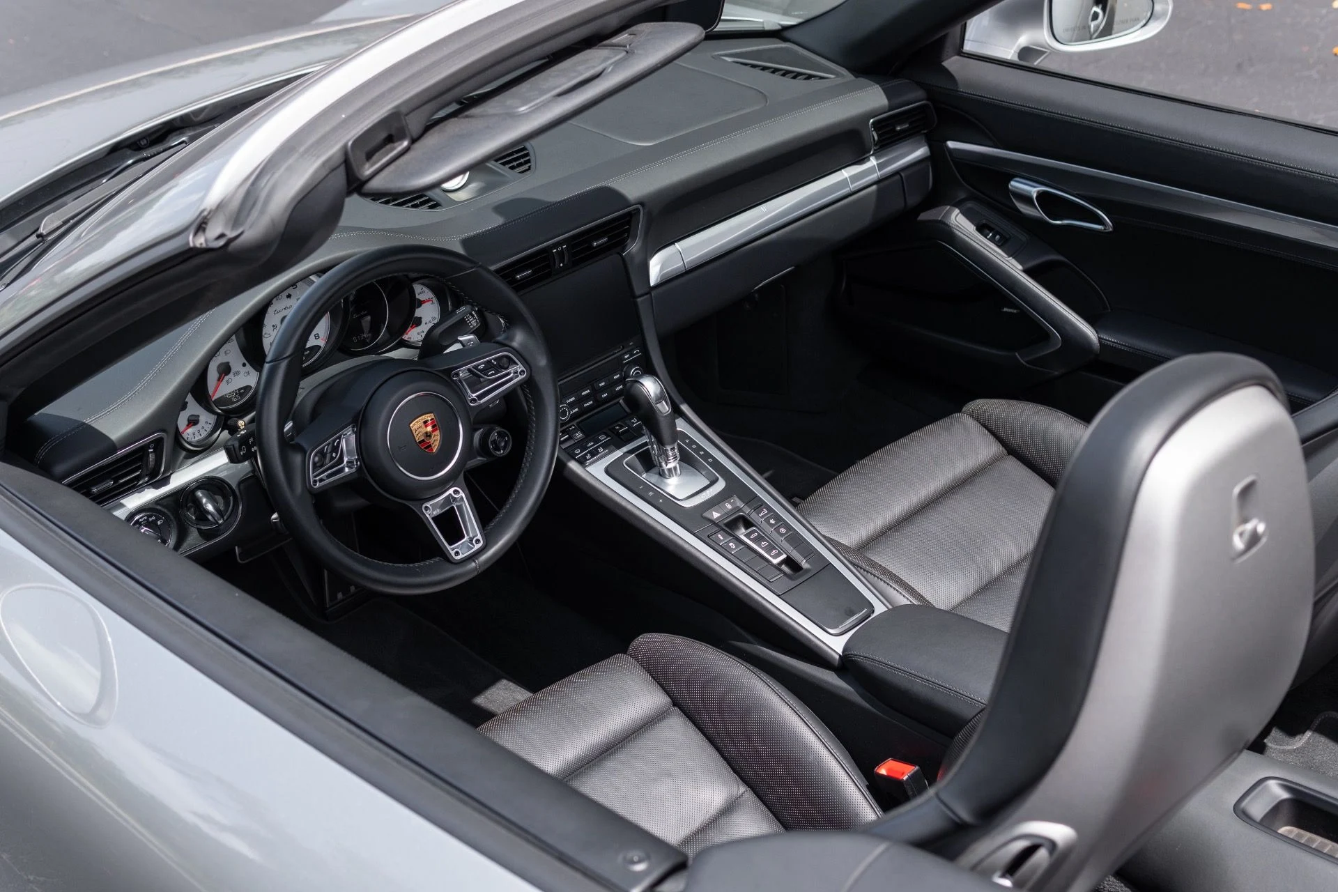 mph005_2154567009_Used_2019_Porsche_911_Turbo_1775252644_22f0386e05