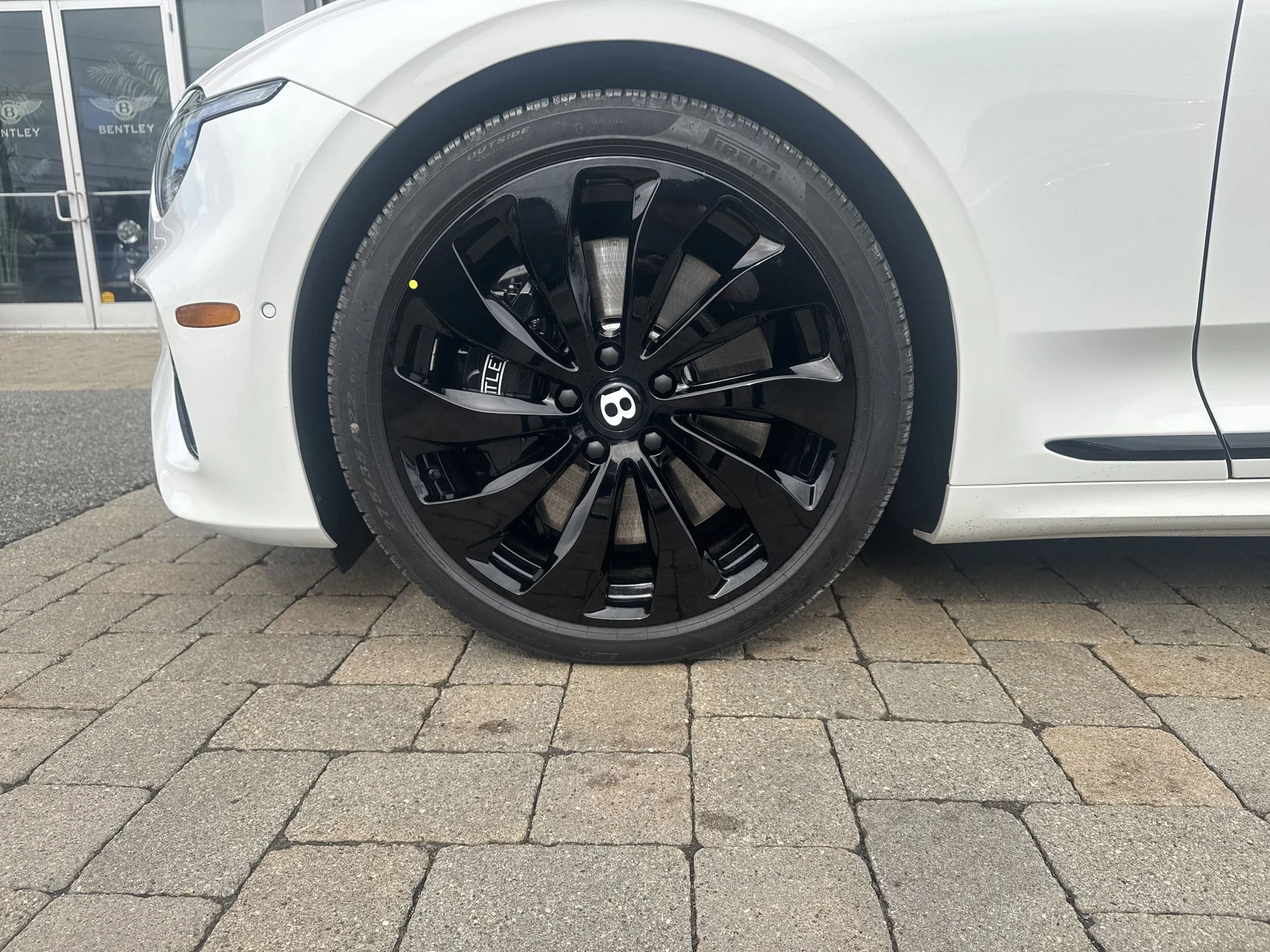 mph005_2155026135_b6cb4099d04fe9f518d3b785c8300e20x_dbe01de189