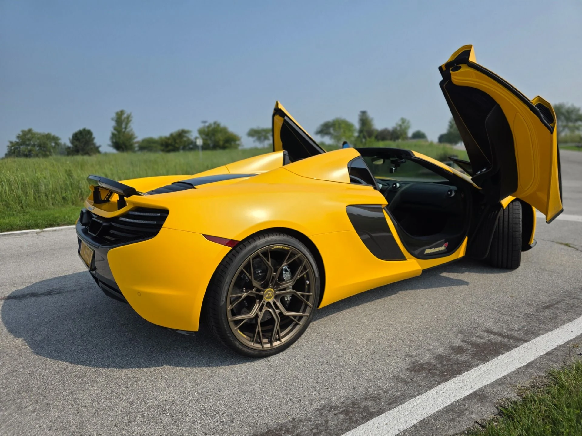 mph005_2163796606_Used_2015_Mc_Laren_650_S_Spider_1754412764_95e99a51cc