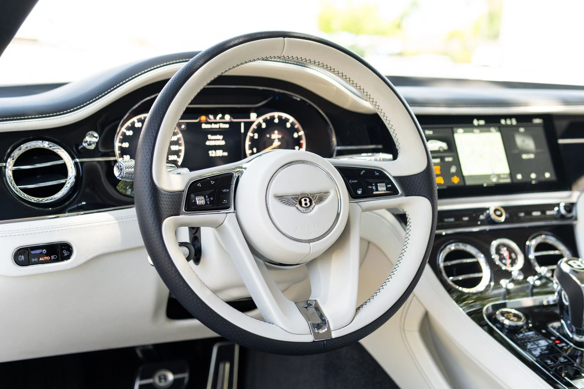 mph005_2165384592_Used_2020_Bentley_Continental_GT_V8_1777404396_5688856fb3