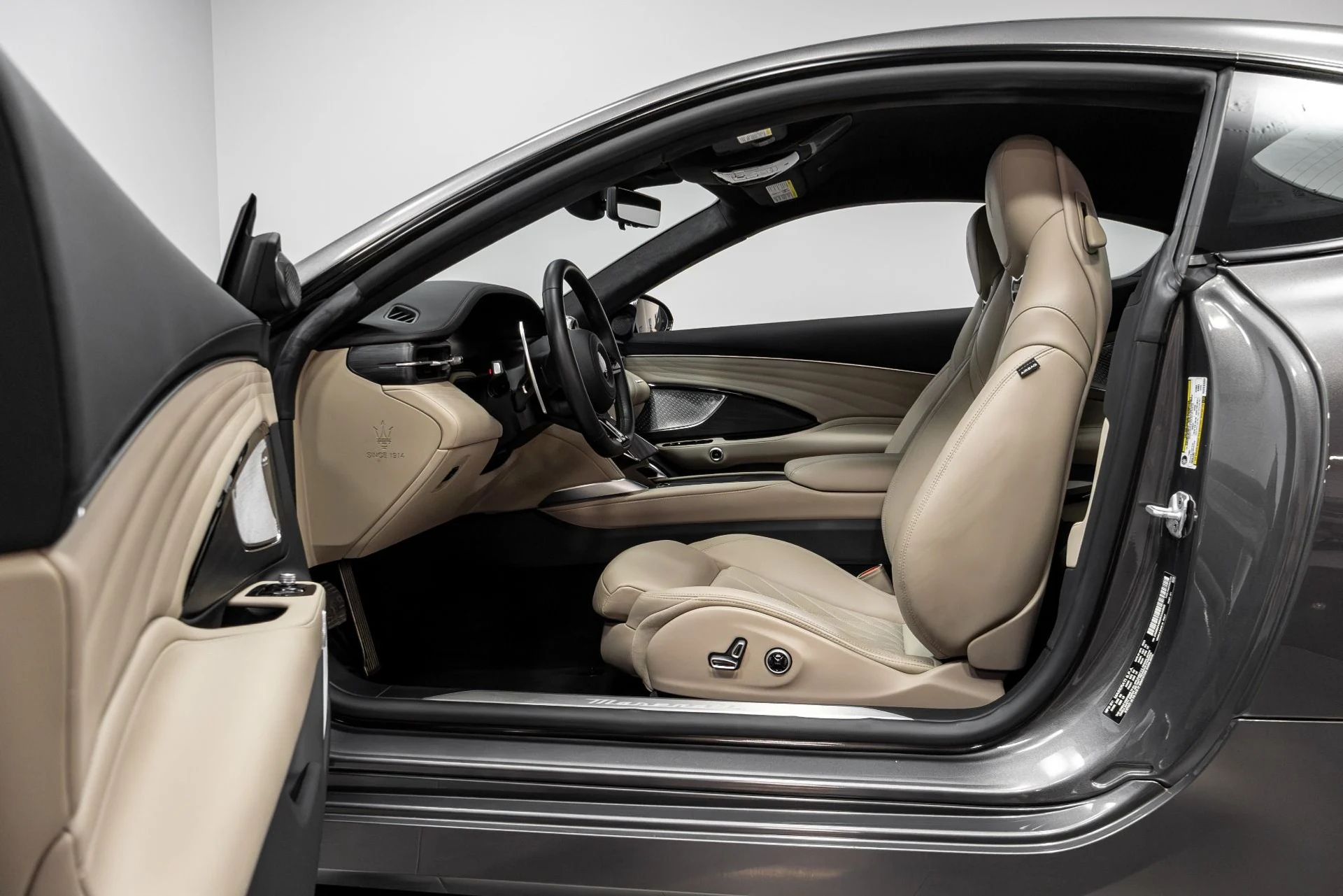 mph005_2180140103_Used_2024_Maserati_Gran_Turismo_Modena_1769639999_c85990f09a