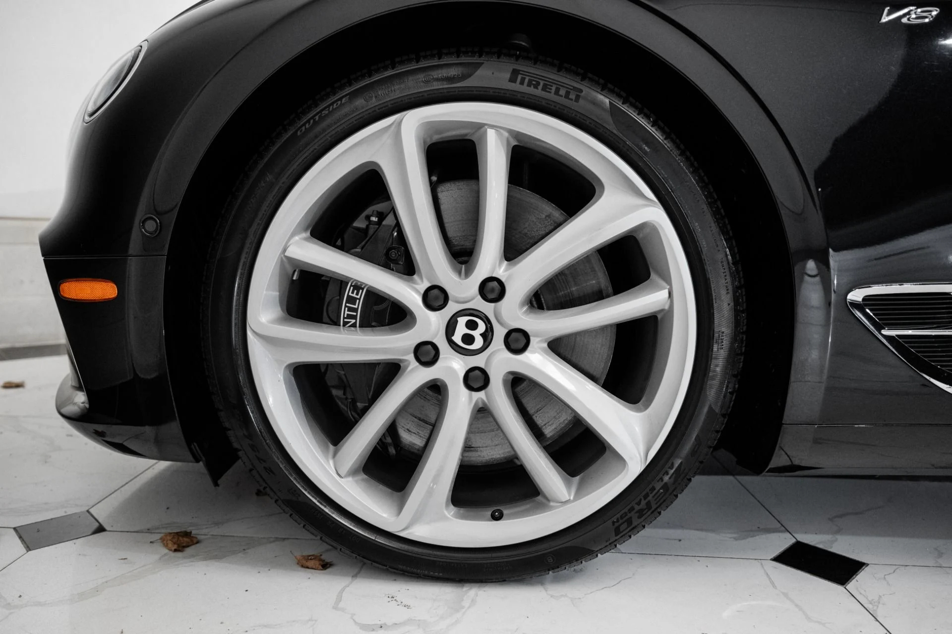 mph005_2180371707_Used_2022_Bentley_Continental_GTC_V8_1758548311_541a7cc355