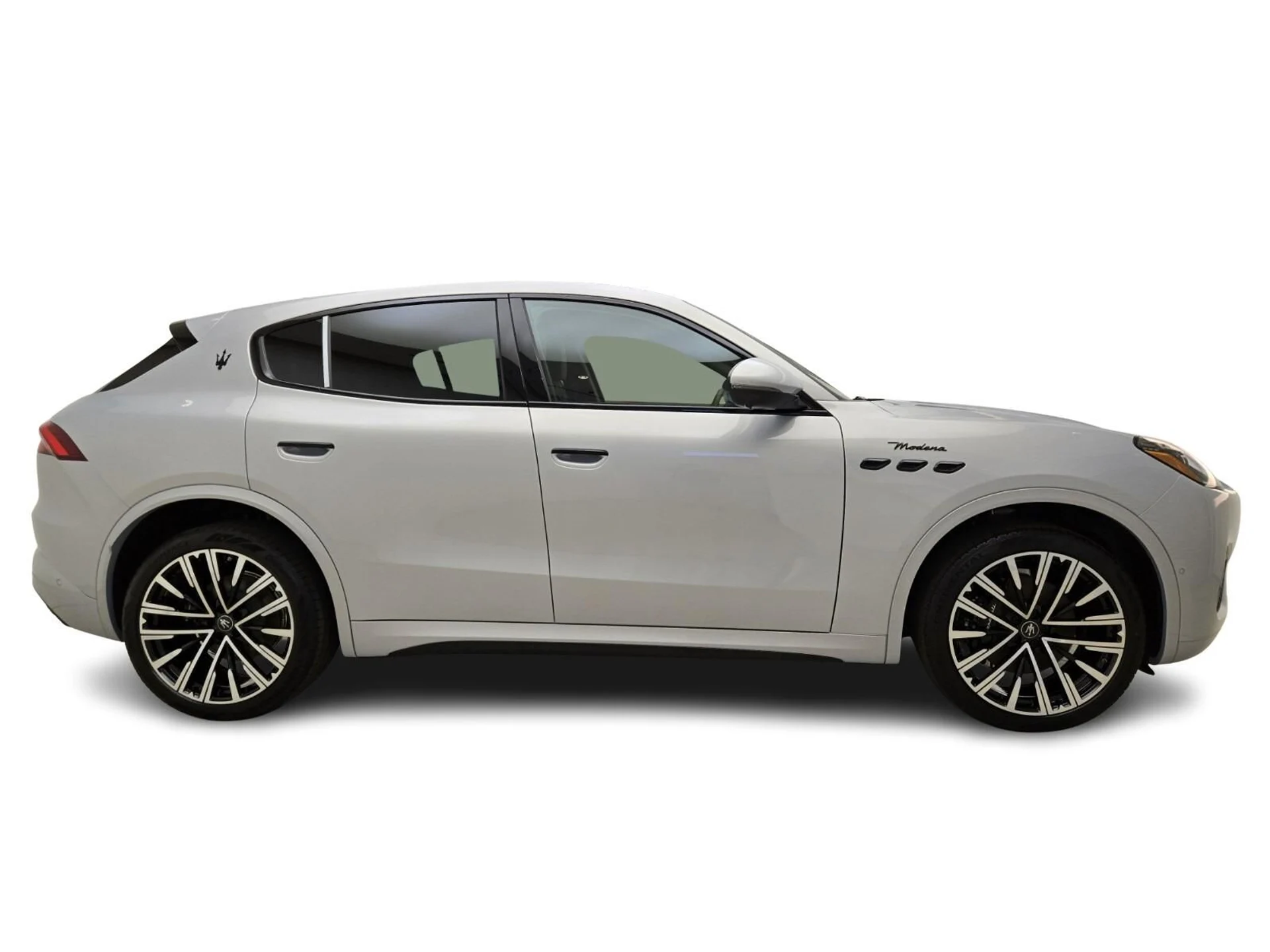 mph005_2187952562_New_2025_Maserati_Grecale_Modena_1772000187_d2ff06dad6