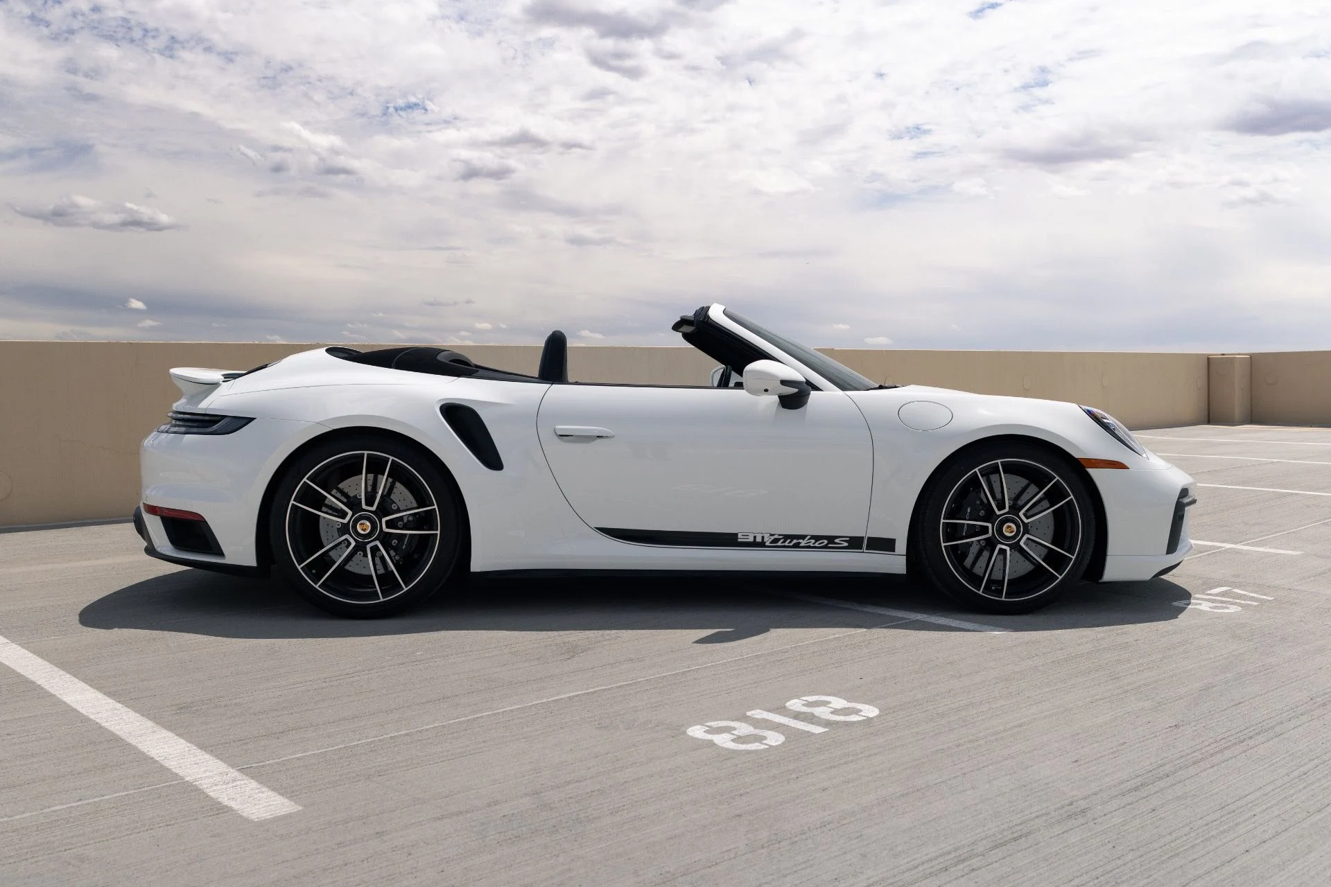 mph005_2191305615_Used_2025_Porsche_911_Turbo_S_1776200682_5a3328cc68