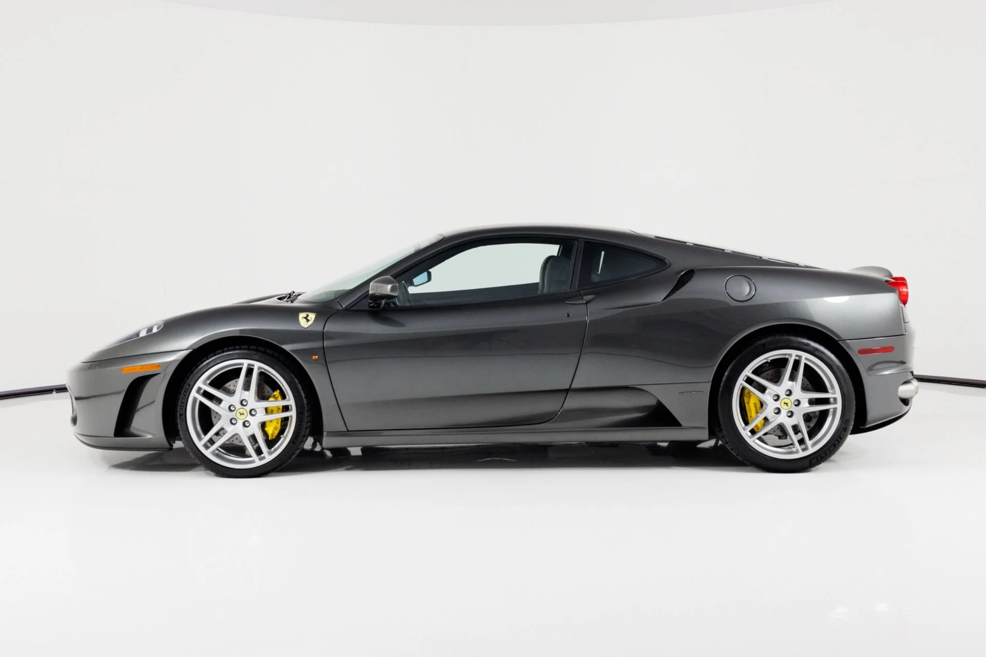mph005_2194966359_Used_2007_Ferrari_430_F1_1788550016_d684930145