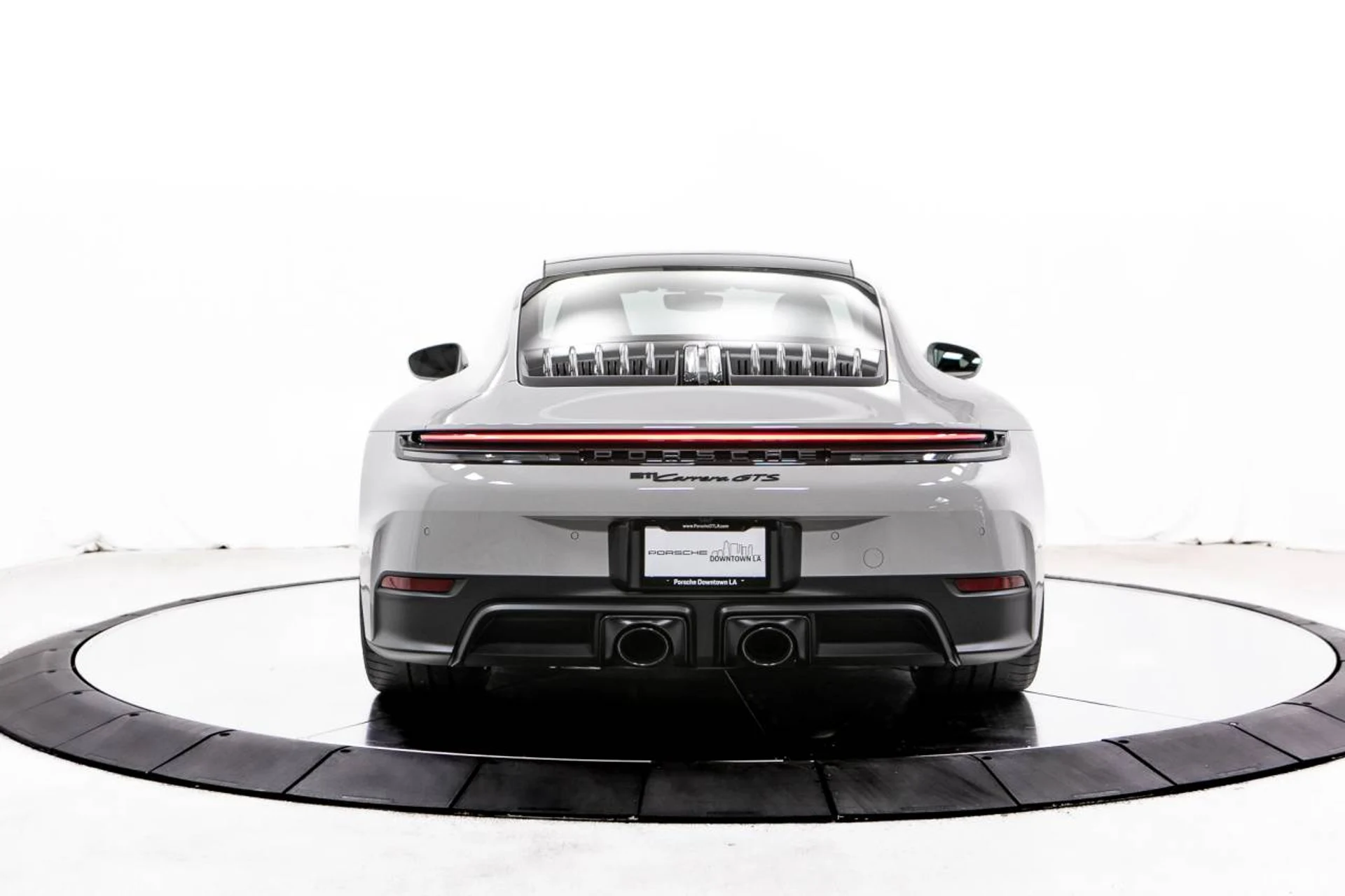 mph005_2196075186_87833a21fe2b2f2b35adea18dbb02708x_cef11533de