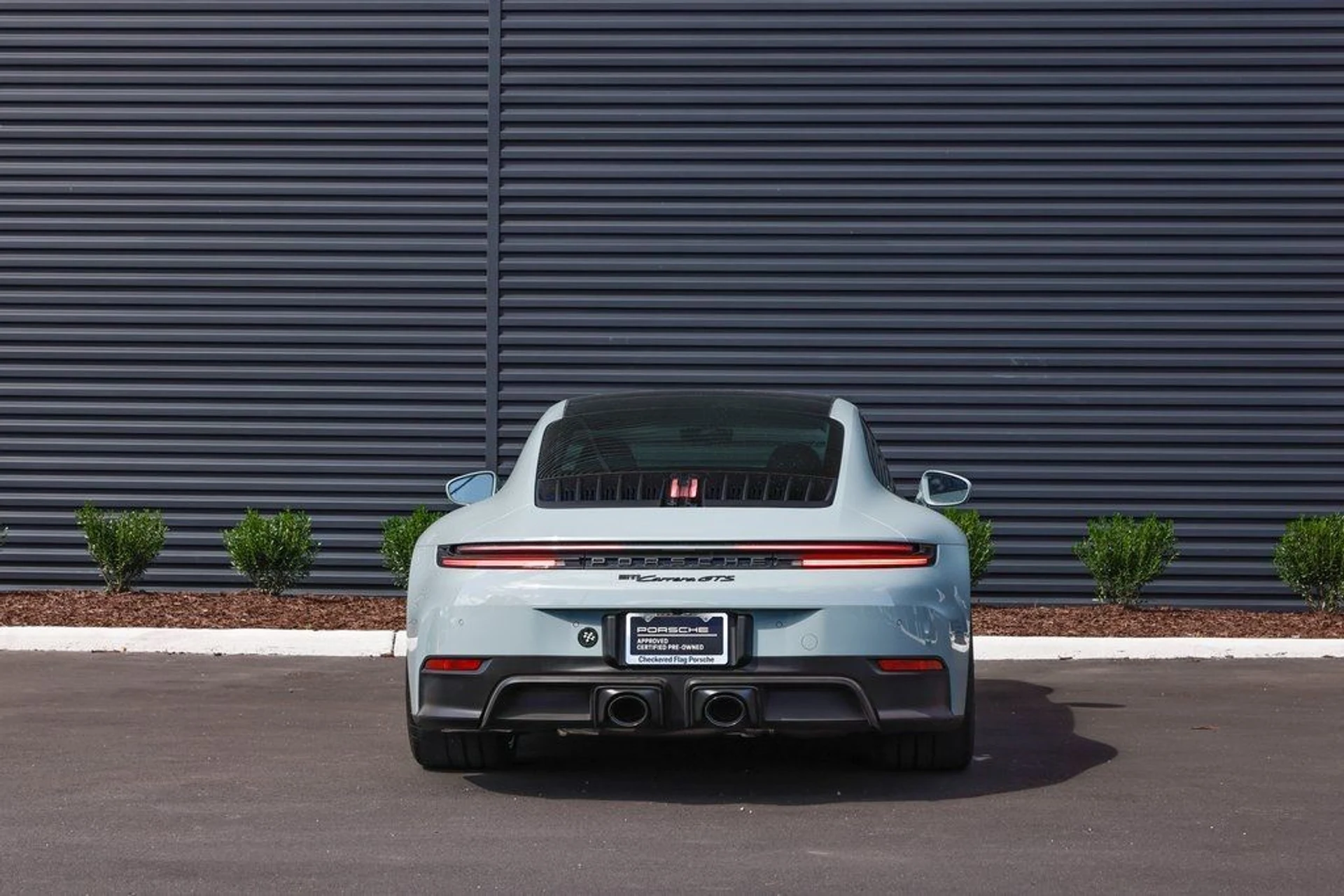 mph005_2200742821_08d9900217a254f37c62eab1e8479c97_6ac2eba461