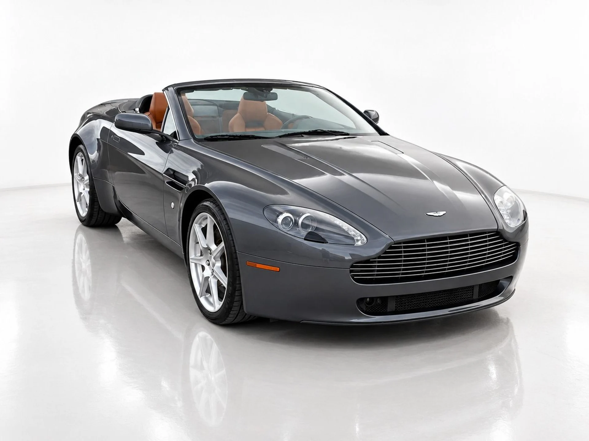 mph005_2205485893_Used_2007_Aston_Martin_V8_Vantage_Roadster_Only_27_K_Miles_Just_Serviced_Gorgeous_Color_Combo_1790716551_4043f3af18
