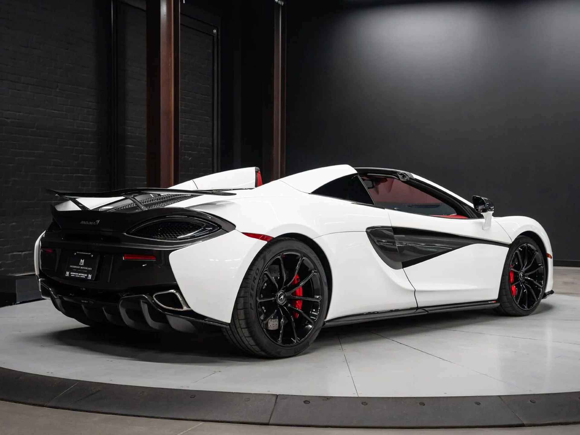 mph005_220955720_mclaren_570s_2019_840e4b8c73