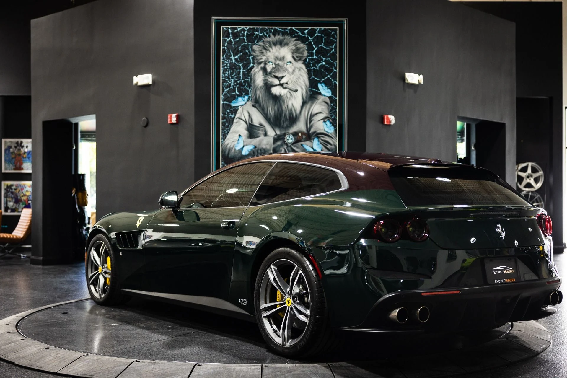 mph005_2210606510_Used_2018_Ferrari_GTC_4_Lusso_Tailor_Made_70th_Anniversary_HUGE_STICKER_1772204837_0e9cce9234