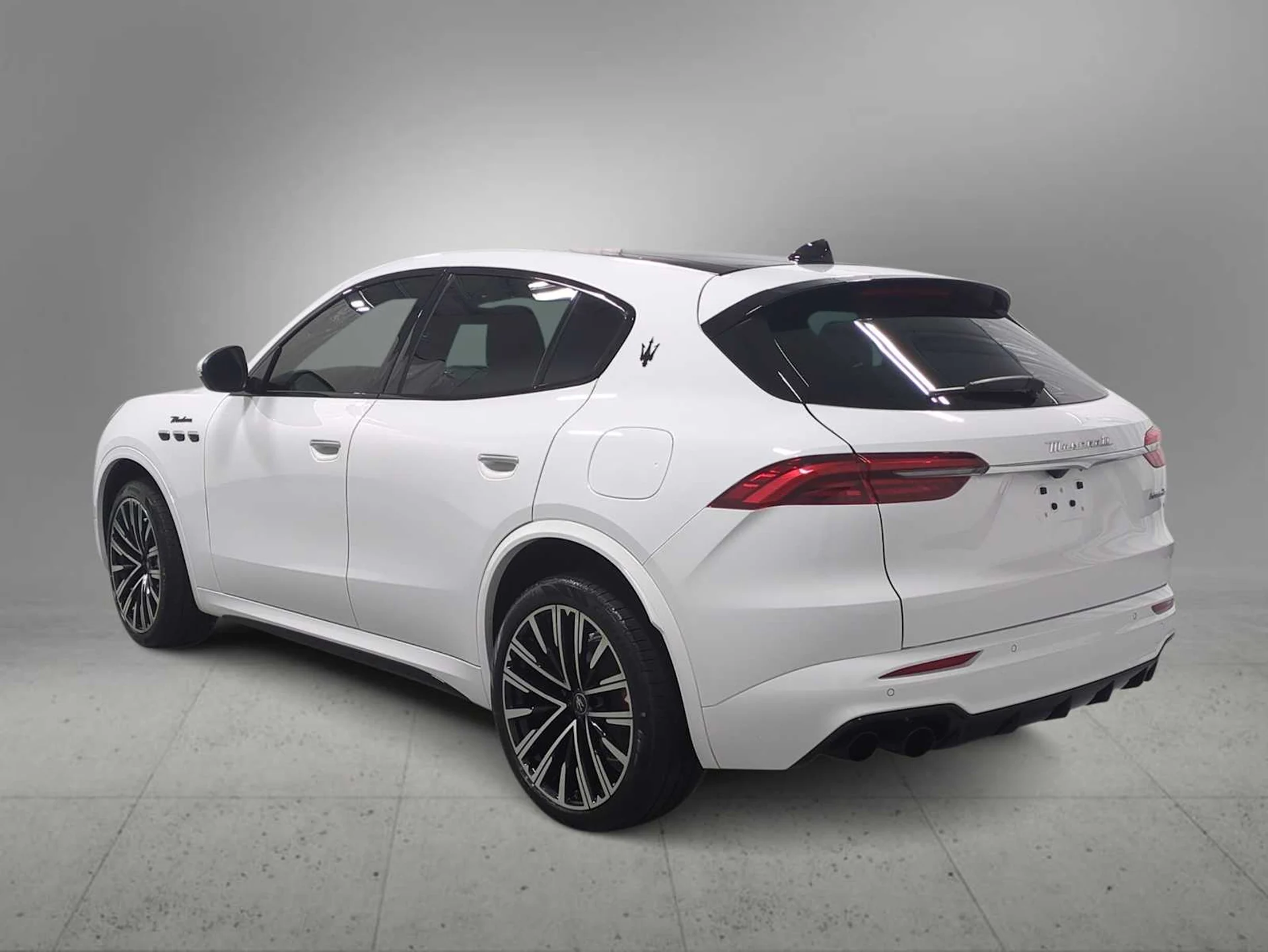 mph005_2210898817_8e7c33f08d9e858f8a8de63c5eec8396_69c02bf360