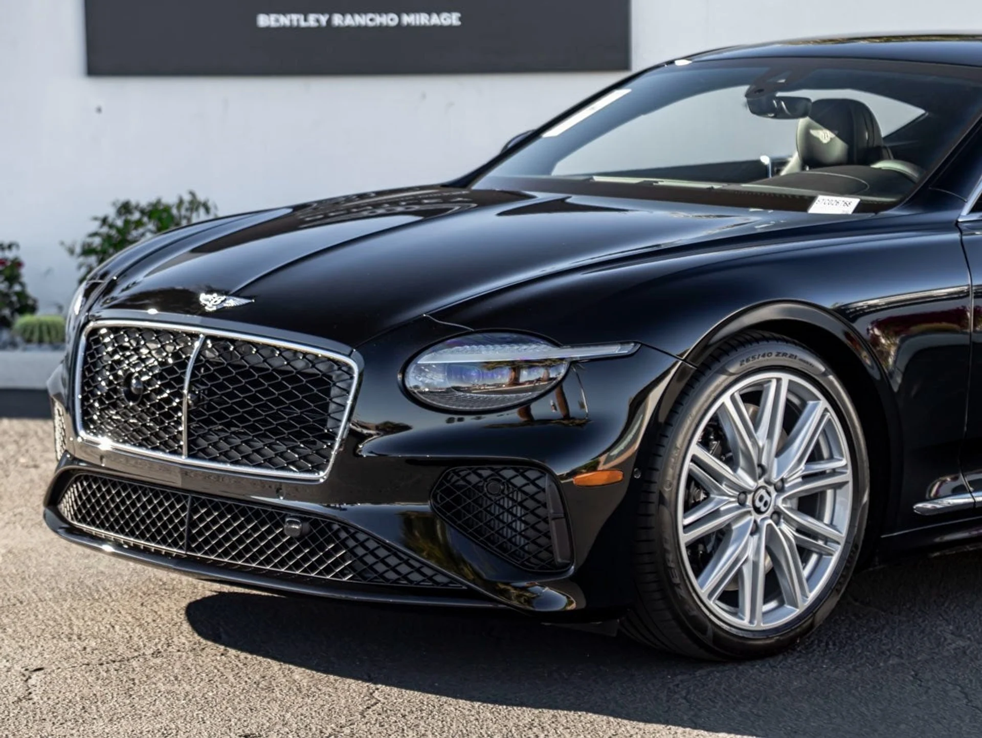 mph005_2211599906_6_1c6944a28a