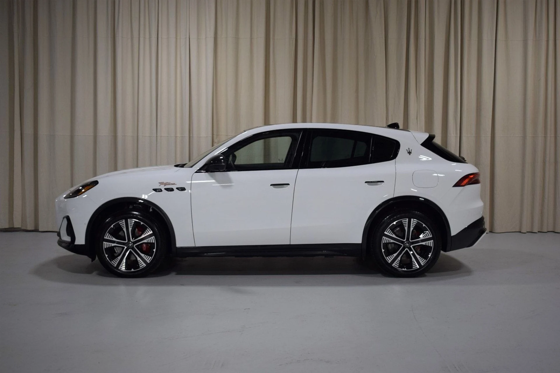 mph005_2212338371_42c9eda9ac880e9235c2b6a63dd1f0f4x_5f4d541cbc