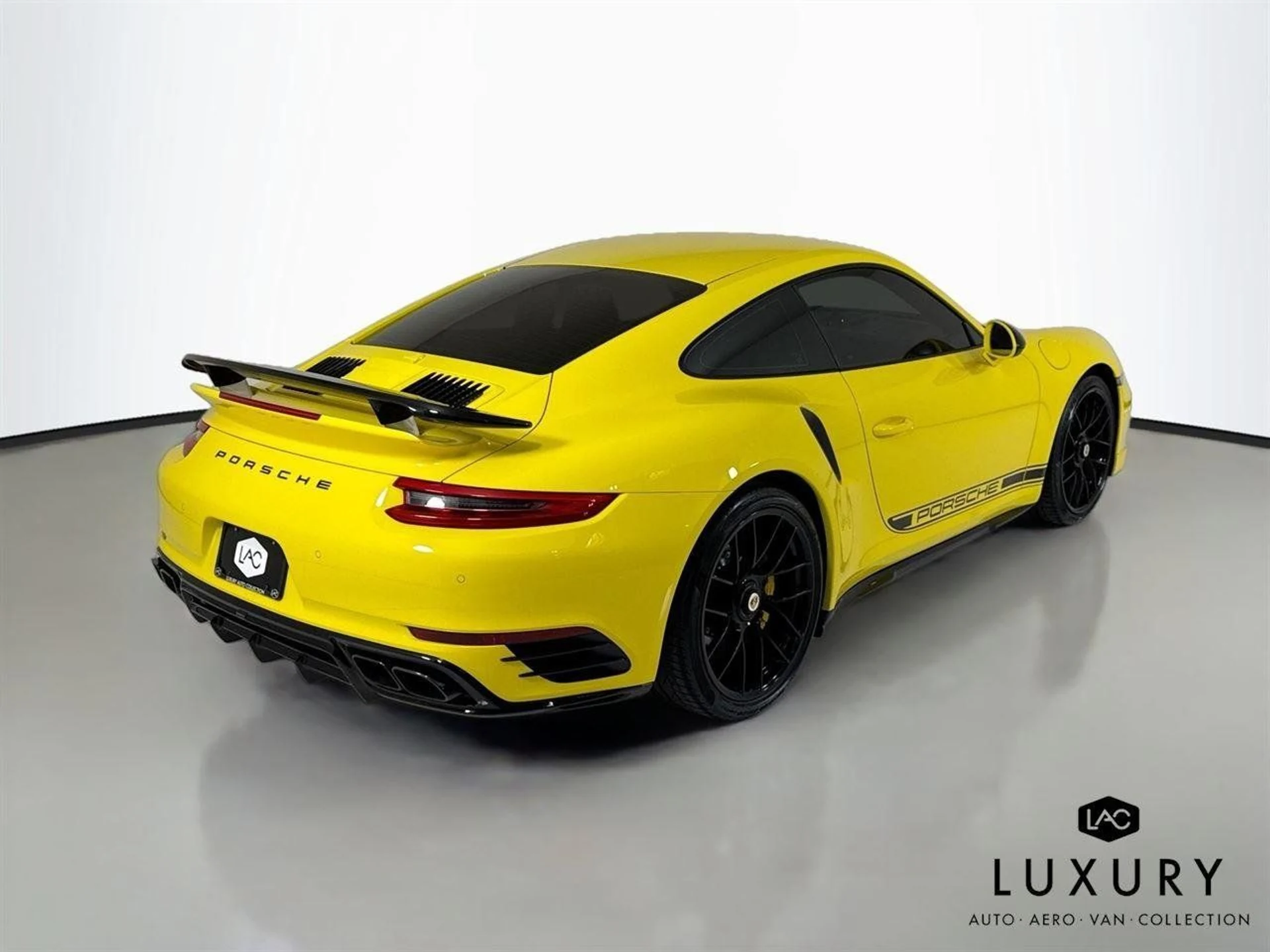 mph005_222733747_b0249e7590db89b869de8c1ab9001b9e_242008059a