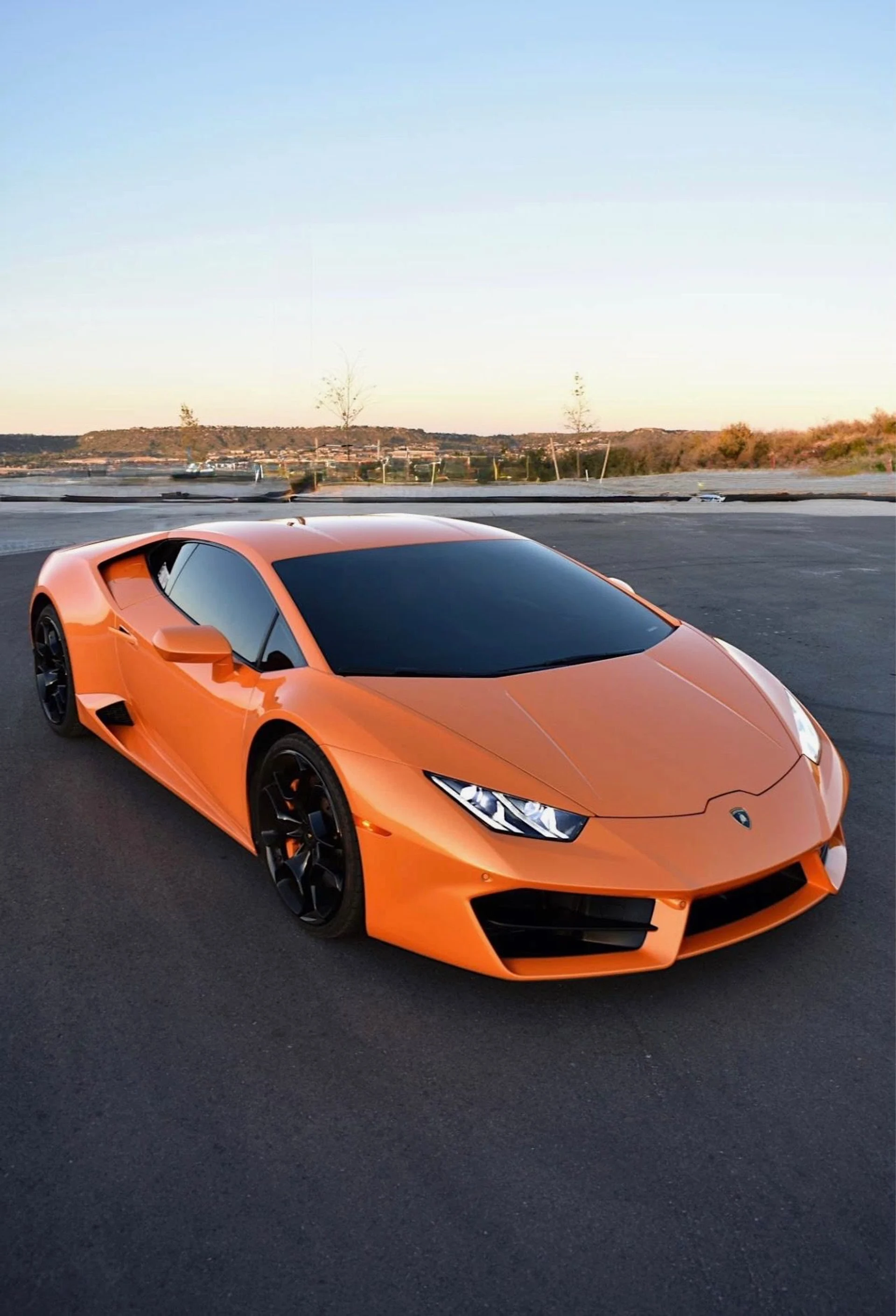mph005_2238969080_Used_2017_Lamborghini_Huracan_LP_580_2_1760977128_c5f8f8a113