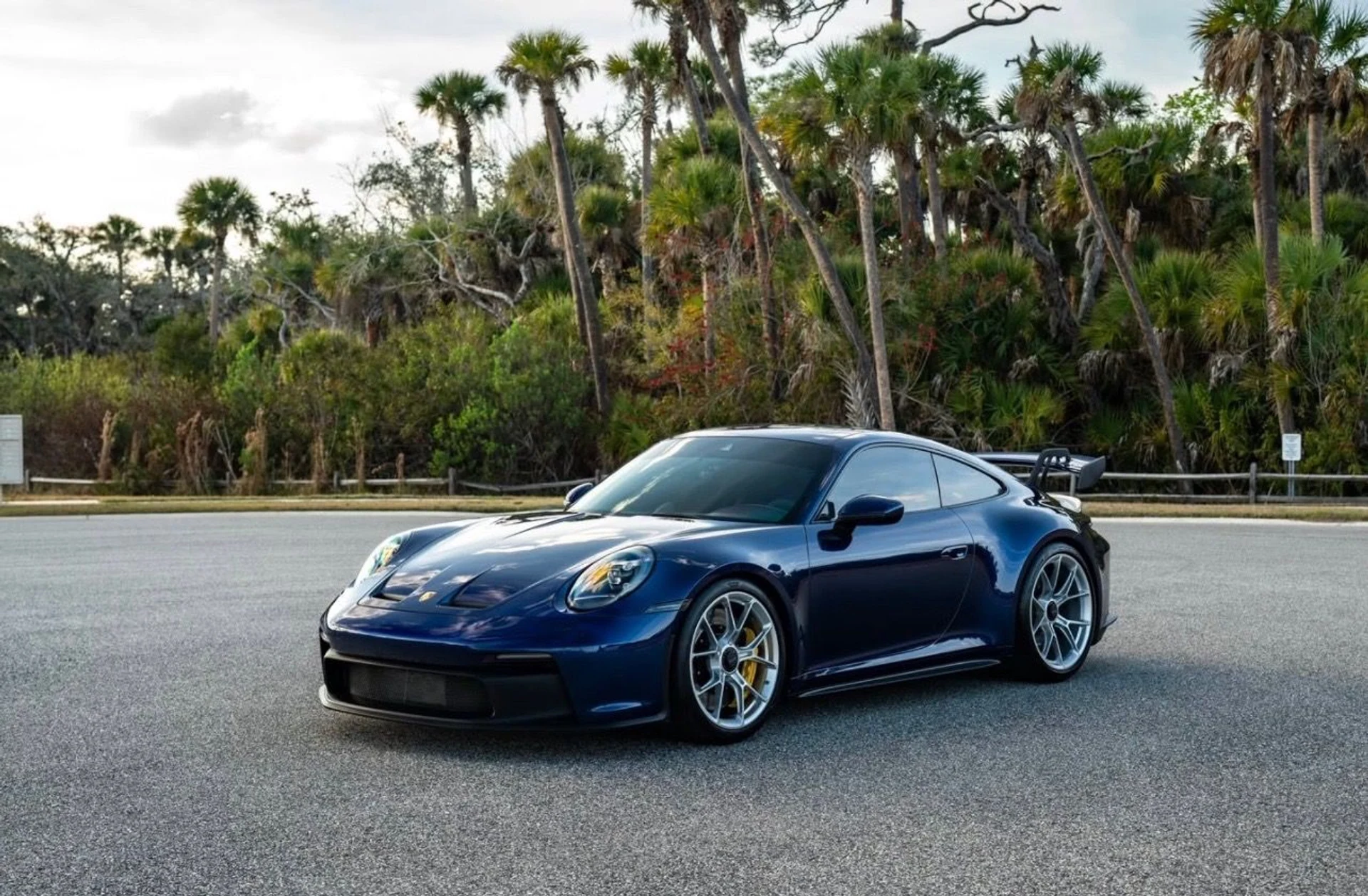 mph005_2249478681_Used_2024_Porsche_911_GT_3_1774535206_ca5d717ee4