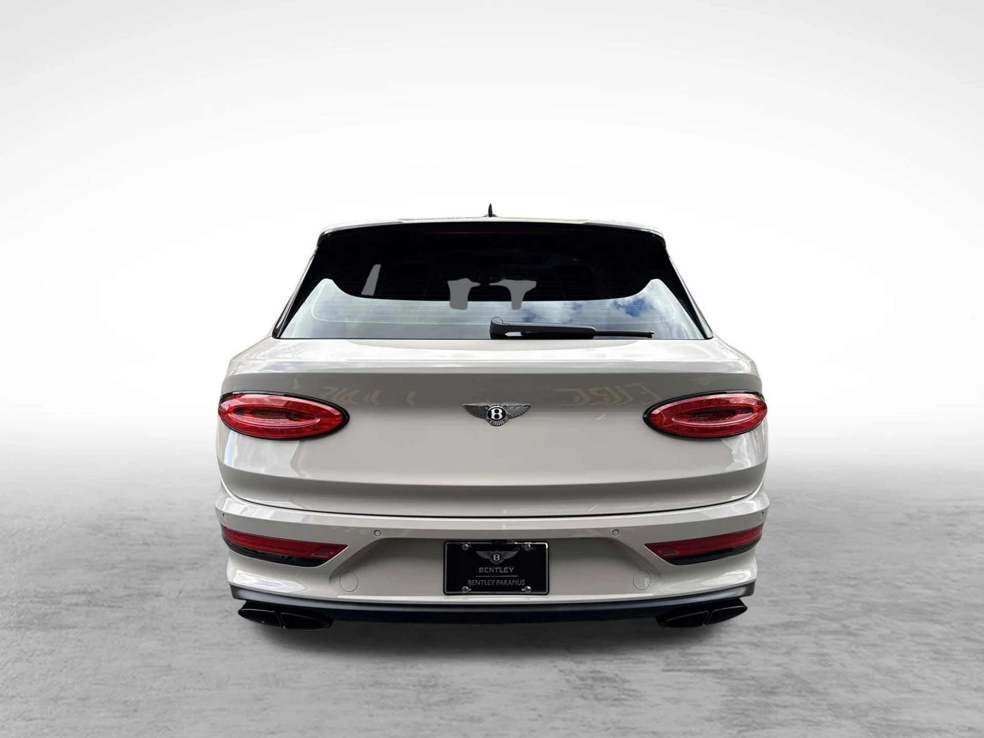 mph005_2252753664_186de9c8683c0e1f46340a5ba8ec2296x_e258741737