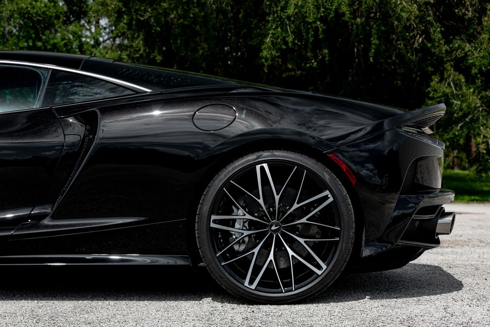 mph005_2257494674_452_p6_l_570a4f0e54