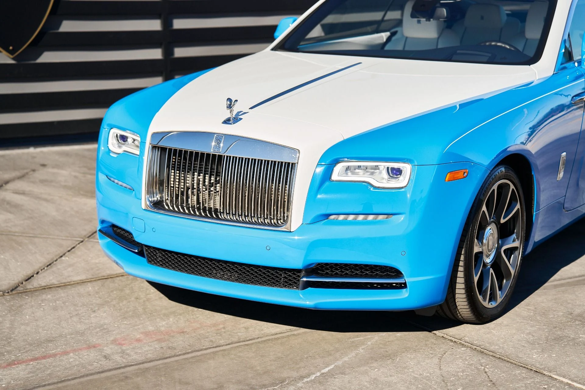 mph005_2265954426_Used_2020_Rolls_Royce_Wraith_Base_1762567700_2b651bcd67