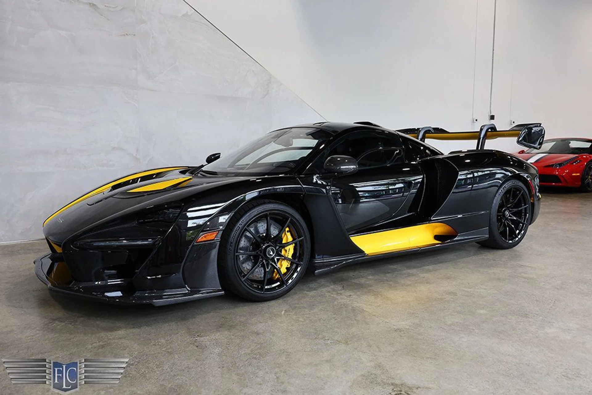 mph005_2270626255_used_2019_mclaren_senna_9689_22907327_6_1024_b0ec4bfc71