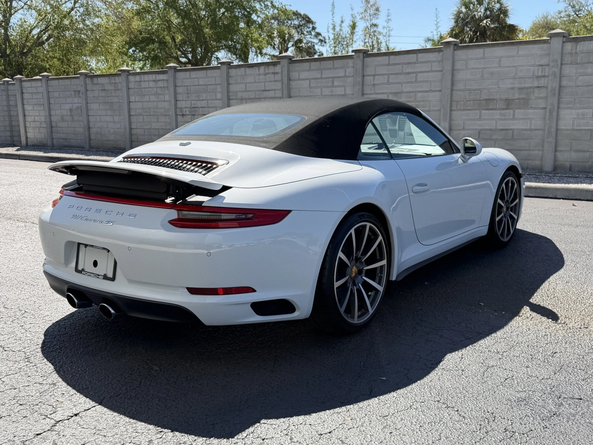 mph005_2271737883_93d8afebde261ce50fd6fb7ec355a347x_ad4de56809