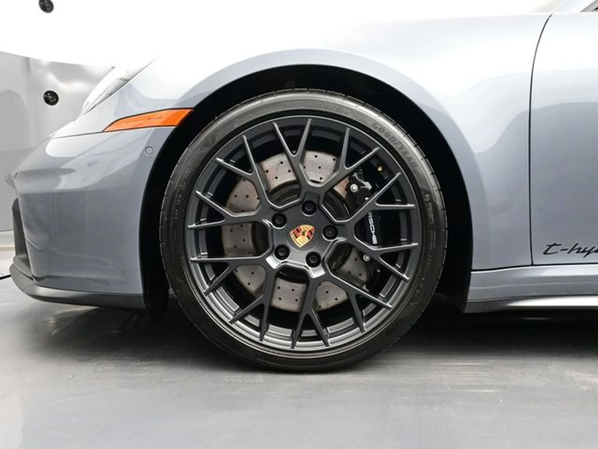 mph005_2272602699_8ac0325974791976e98bf94a9d081087x_c0ae68dd56