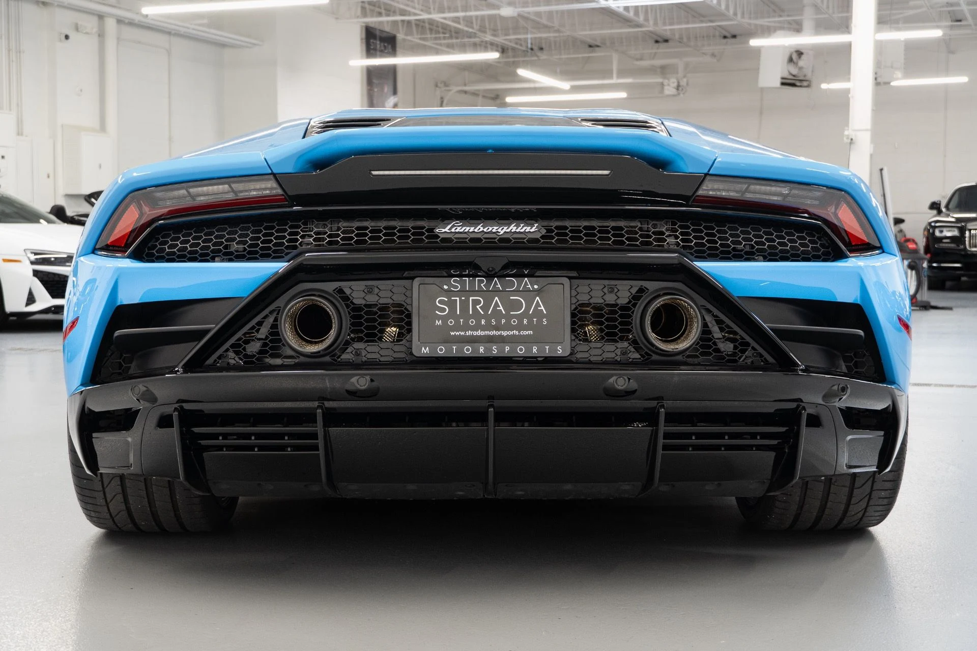 mph005_2279821624_Used_2022_Lamborghini_Huracan_EVO_1760474272_67f421faf1