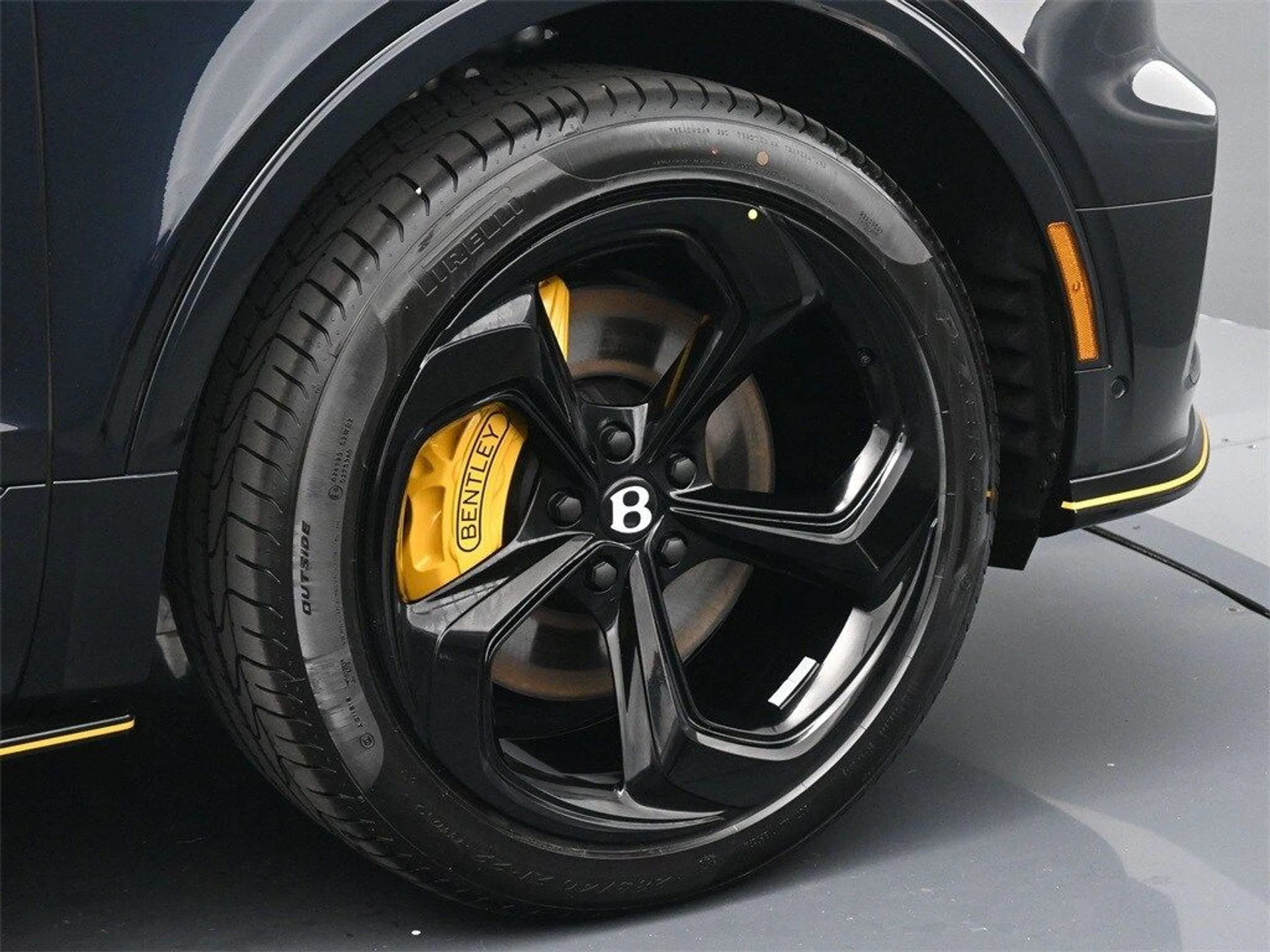 mph005_2288104115_5eccdf2e928d5d35067aba789cc1c154x_ab3260f947