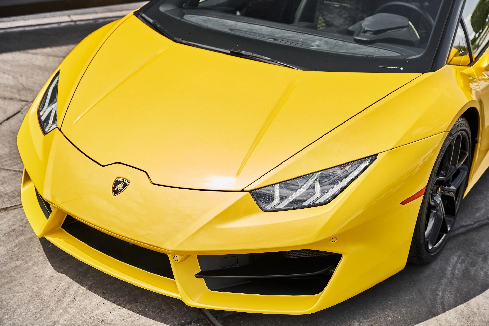 mph005_2289999474_Used_2018_Lamborghini_Huracan_LP_580_2_S_1784246781_cc80f55127