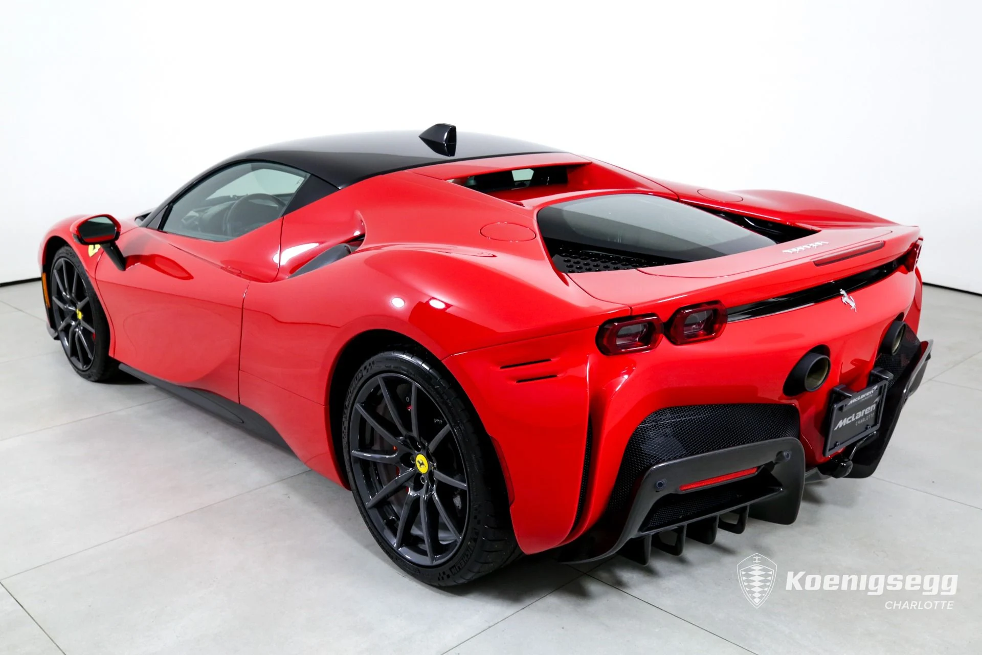 mph005_229156584_Used_2021_Ferrari_SF_90_Stradale_1745601463_0f549d79f5