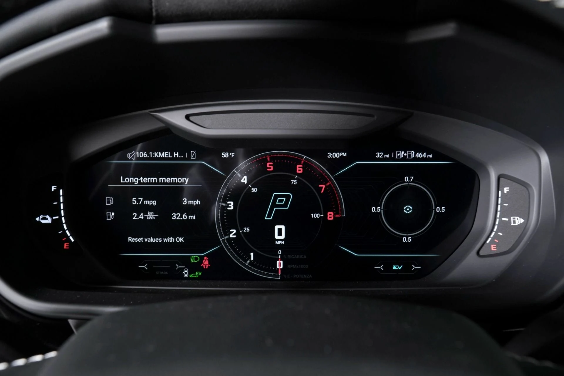 mph005_2308571189_New_2025_Lamborghini_Urus_SE_1772563707_460321b401