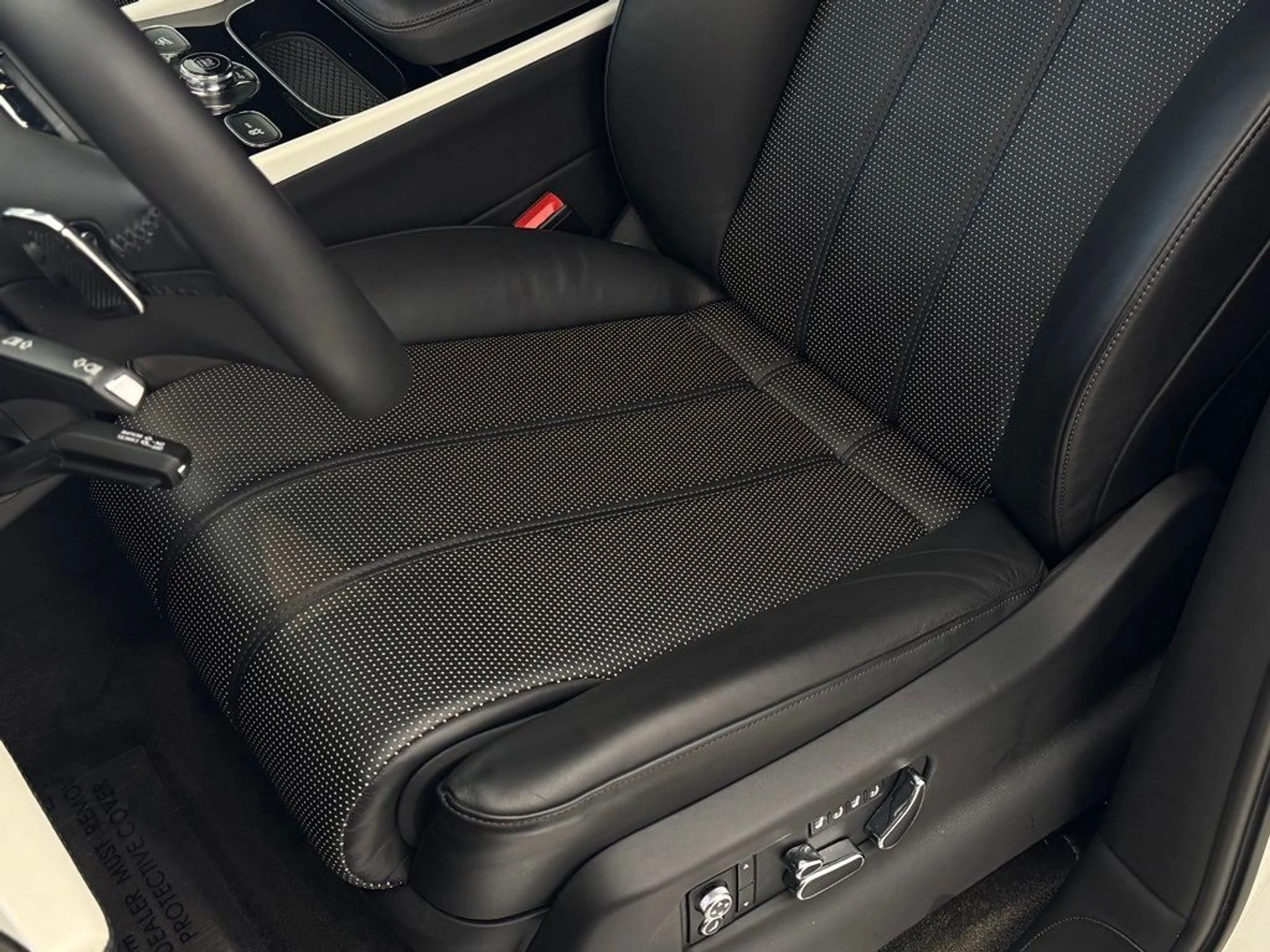 mph005_2314035081_1l60be1e03e1tzjs29qr8r6mrh2y_f89d4c1b73