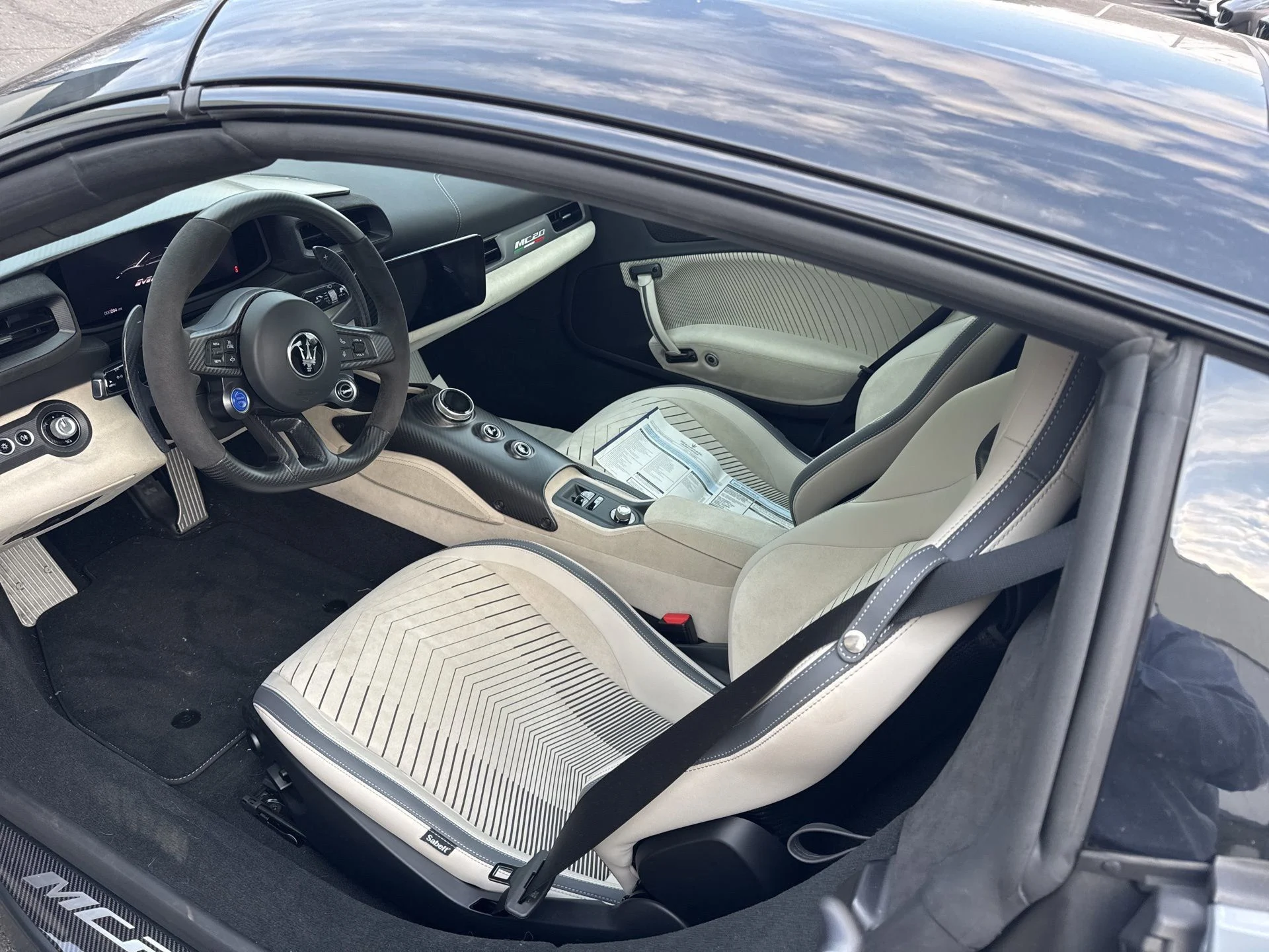 mph005_2315188654_e90ca22b13cf44409cf4583d7b92e3f2_06a7164ef8