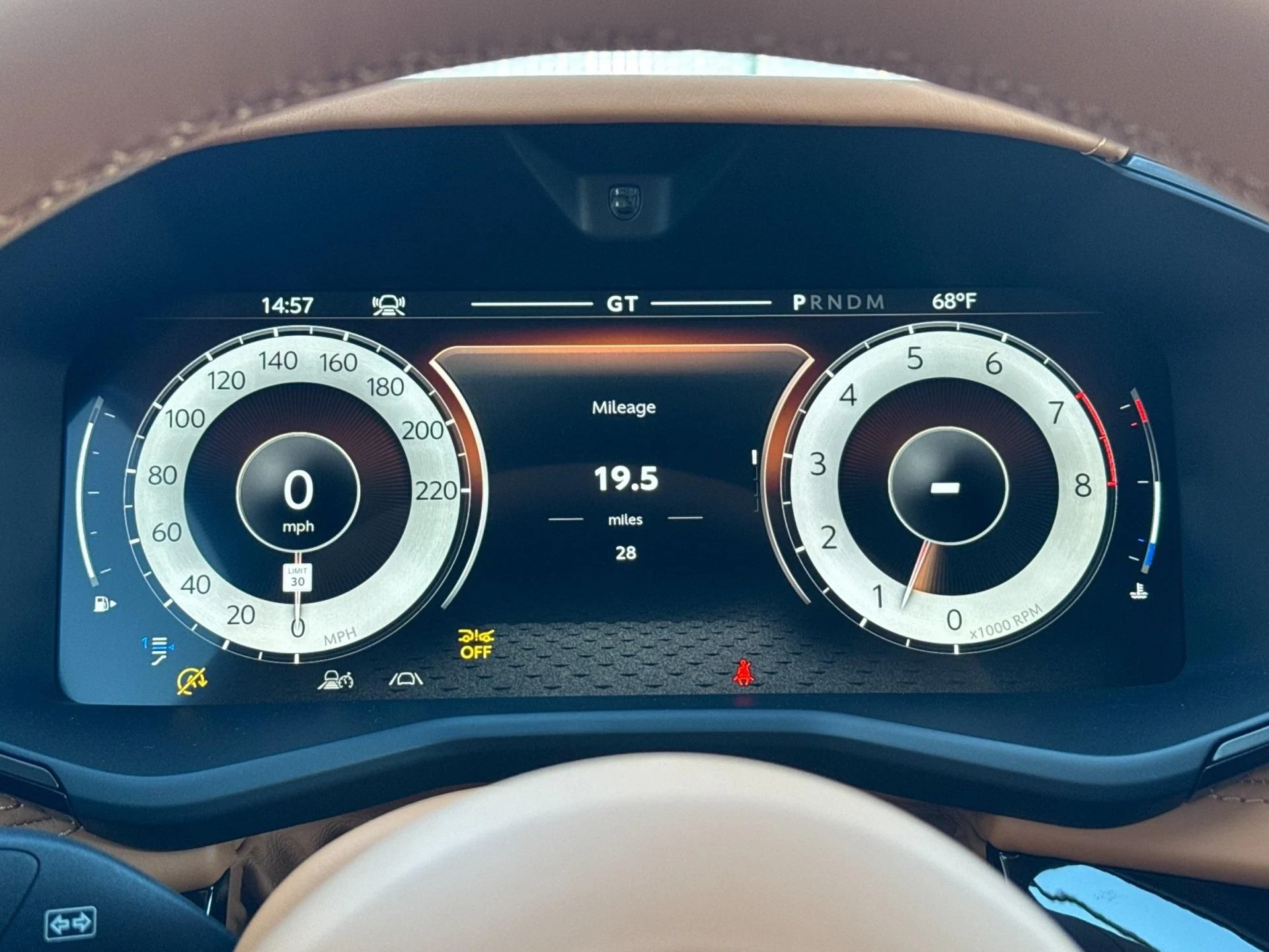 mph005_2325636131_New_2026_Aston_Martin_DBX_707_1768403573_86f390cc3b