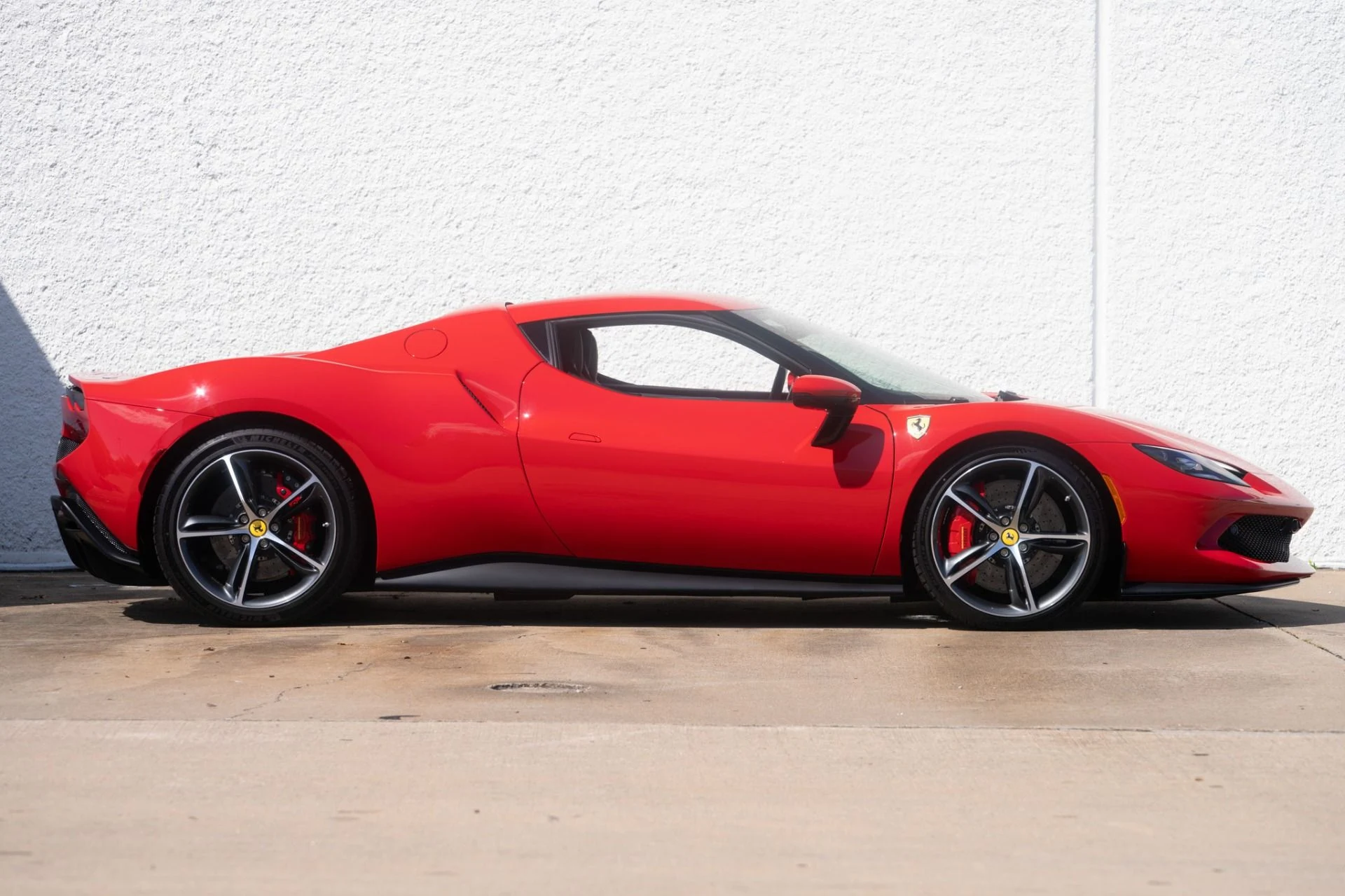 mph005_2338322639_Used_2023_Ferrari_296_GTB_1758824324_8ba1f37a86