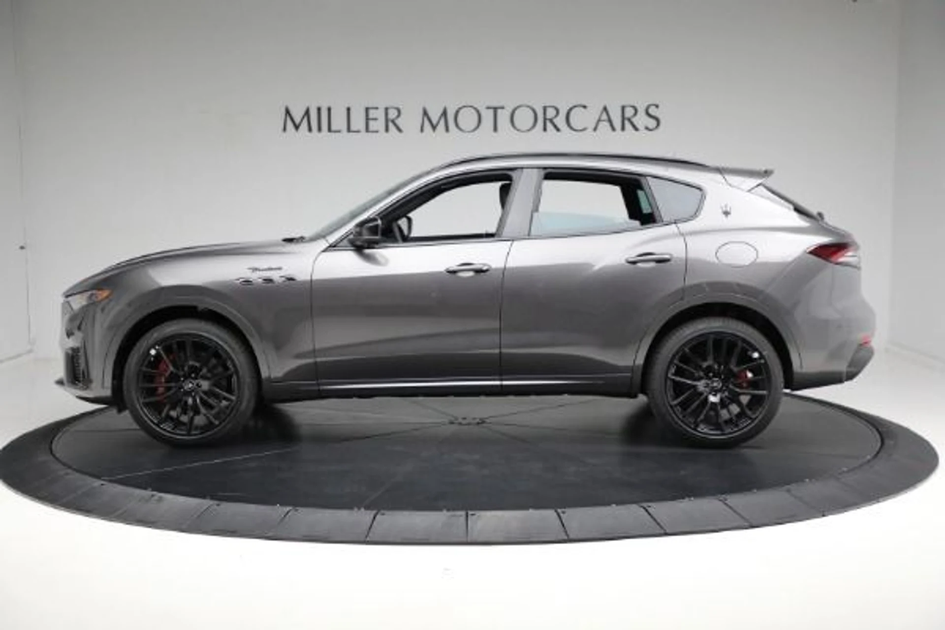 mph005_2343832560_New_2024_Maserati_Levante_Modena_Ultima_0a0ba85f67