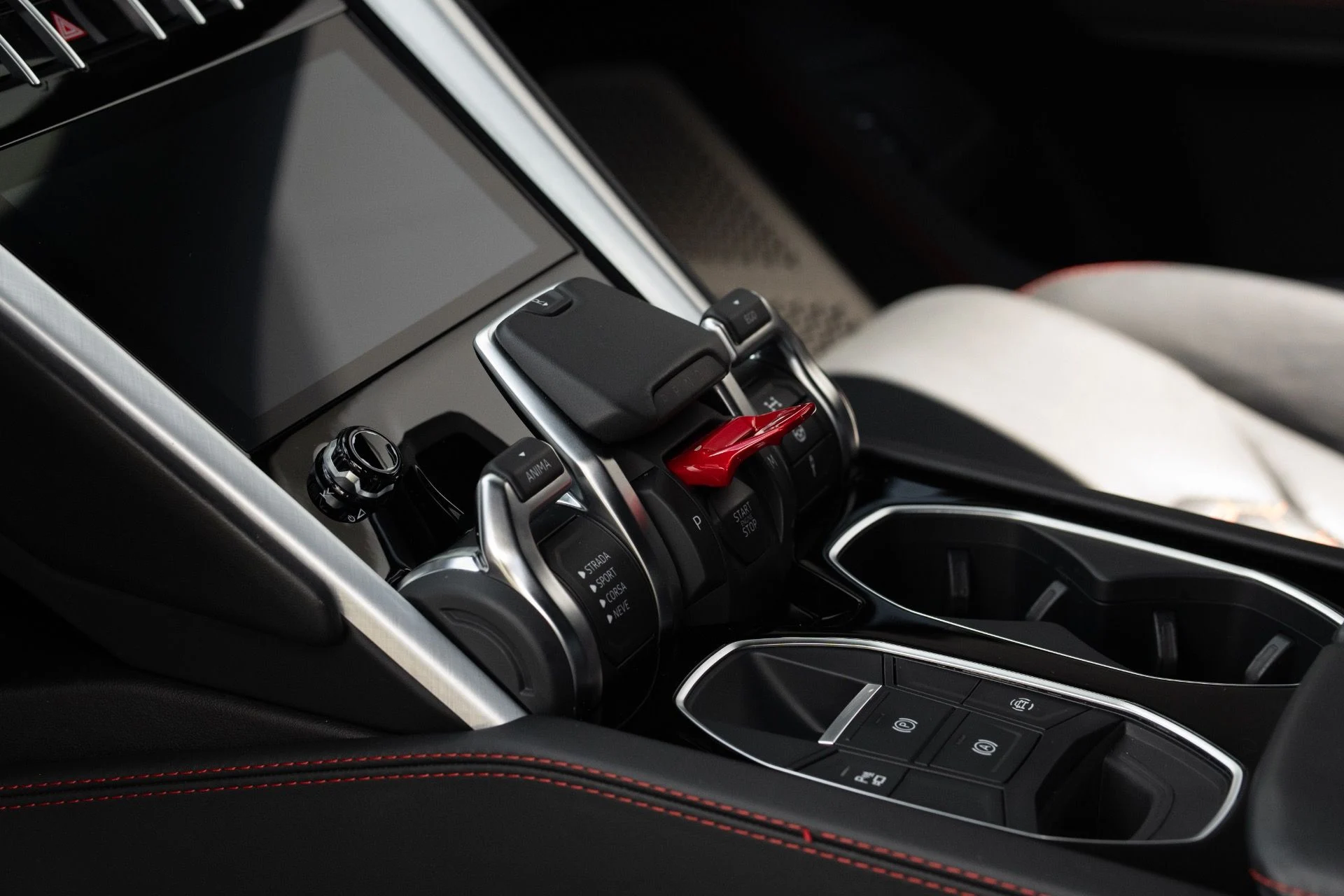 mph005_2344063101_Used_2020_Lamborghini_Urus_1758836559_c087d34571