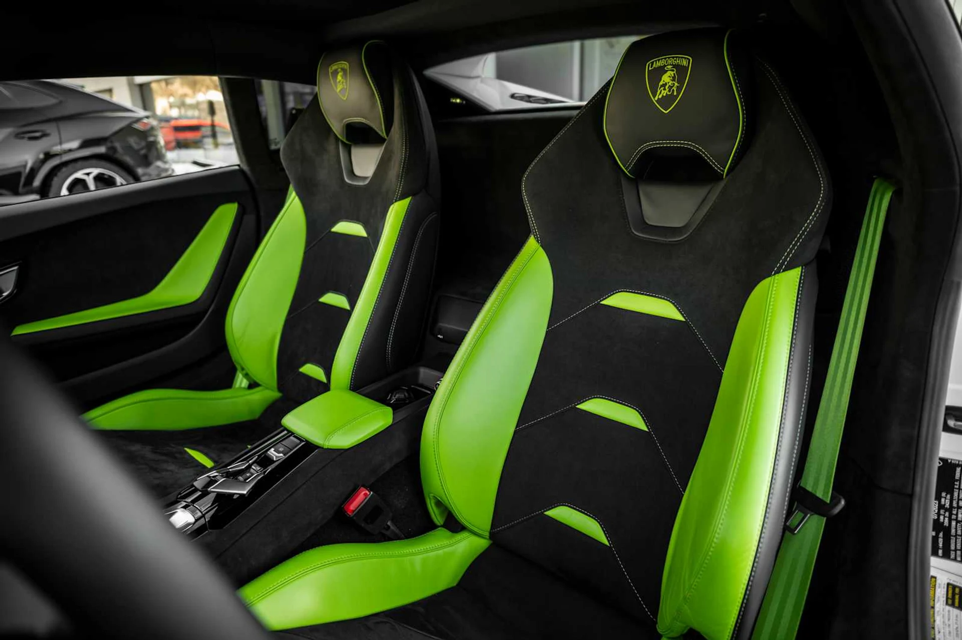 mph005_2348815870_e455019404d389b099ac9028268af17cx_ecb5a7c93a