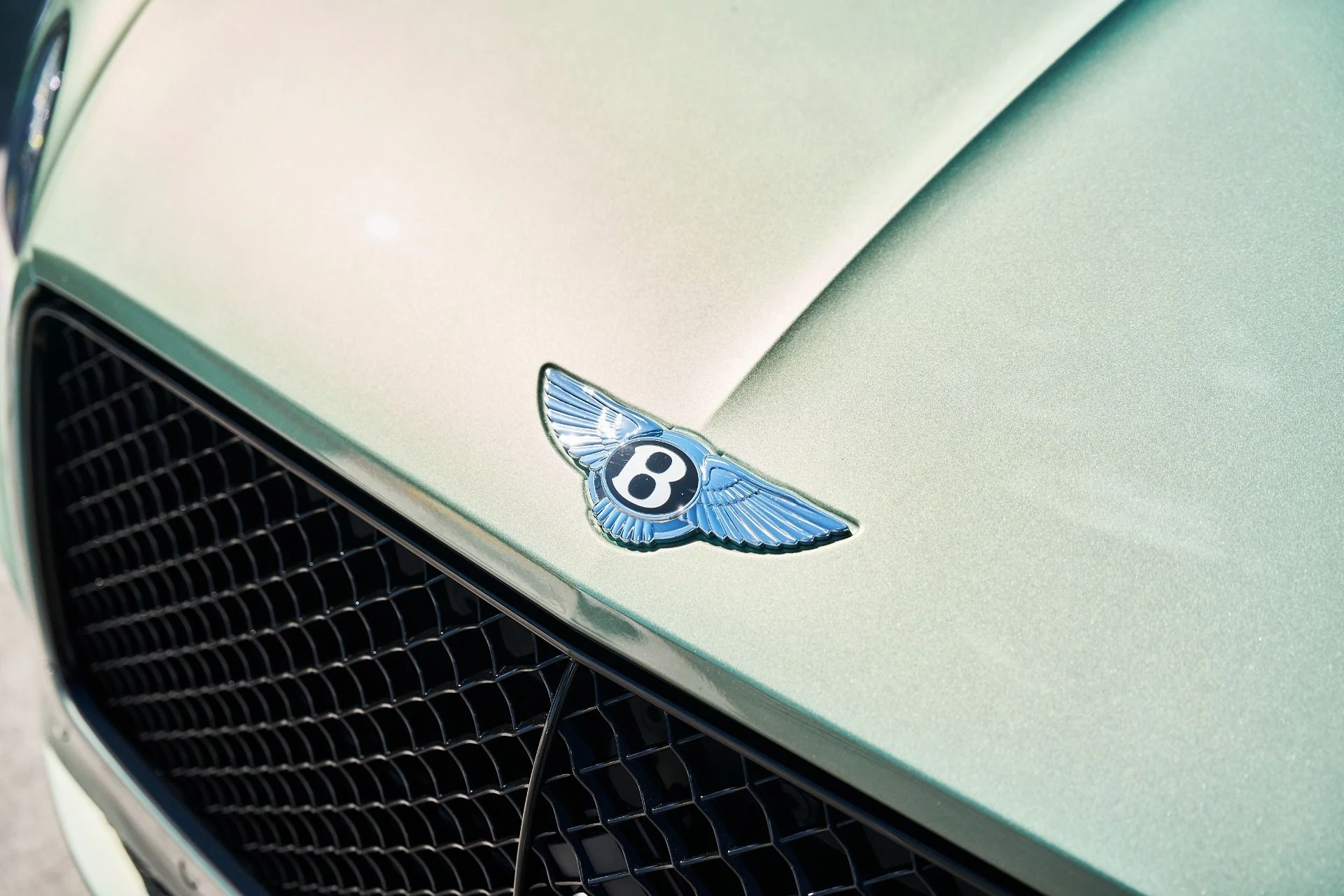 mph005_235665921_Used_2020_Bentley_Continental_GT_V8_1776226394_c4eb74dc7b